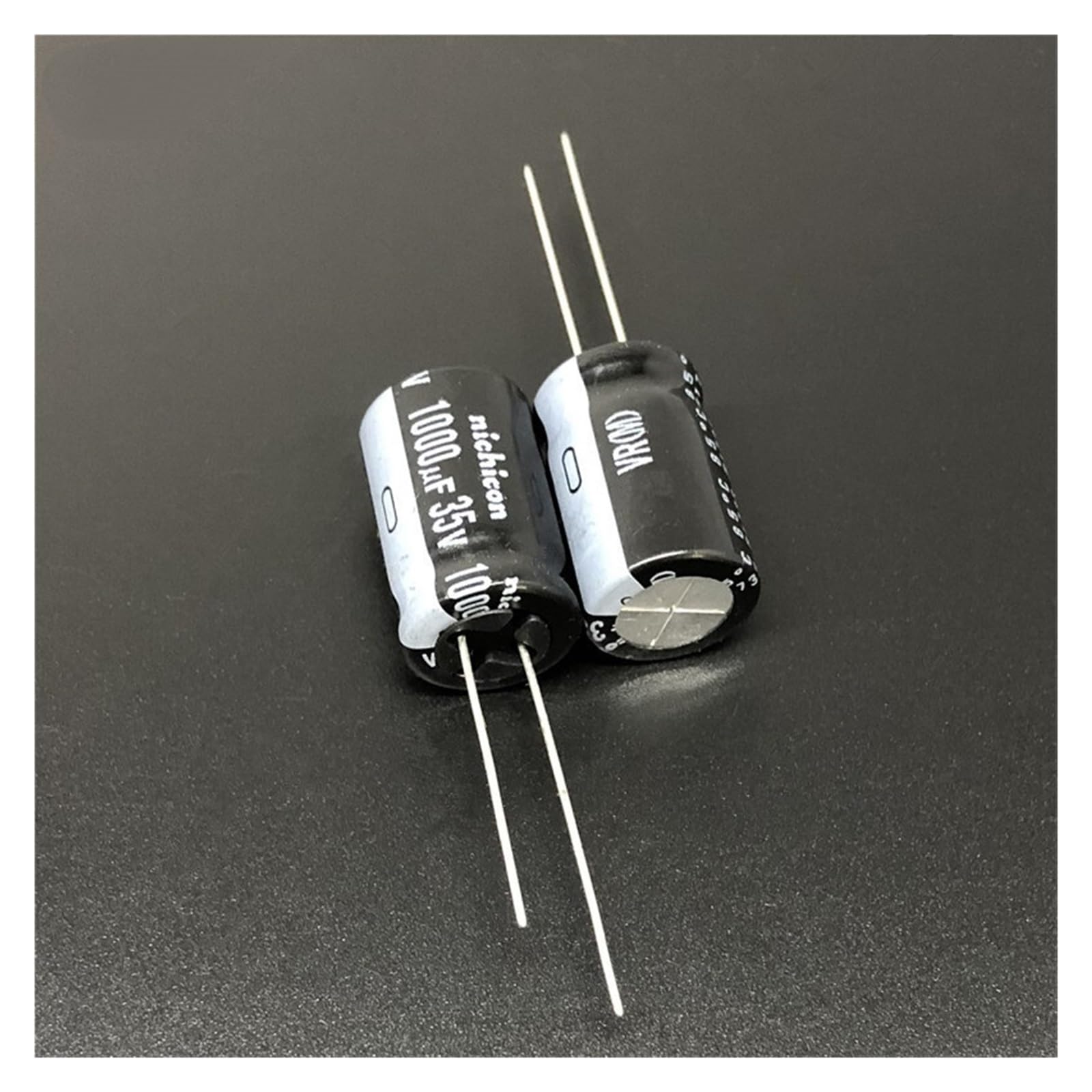 Condensateur 1000uF 35V électrolytique en aluminium de 12.5x20mm pour circuit électronique - Lot de 5