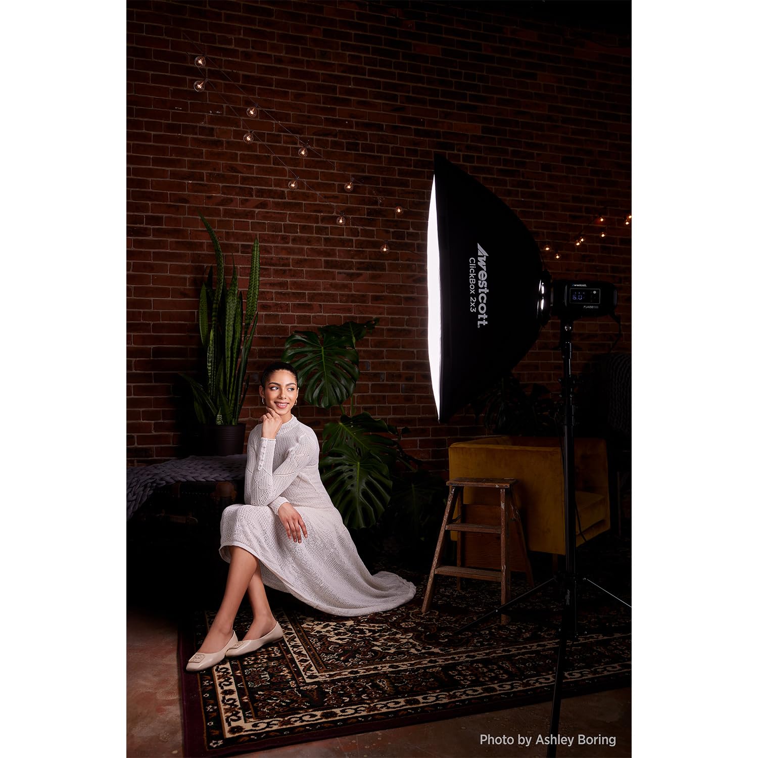 Westcott FJ400-SE 400W Studio Photographie Stroboscope Flash Monolight Alimenté par AC avec Prise en Charge de Déclencheur Sans Fil FJ, Montage Bowens, Temps de Recyclage Rapide, Couleur