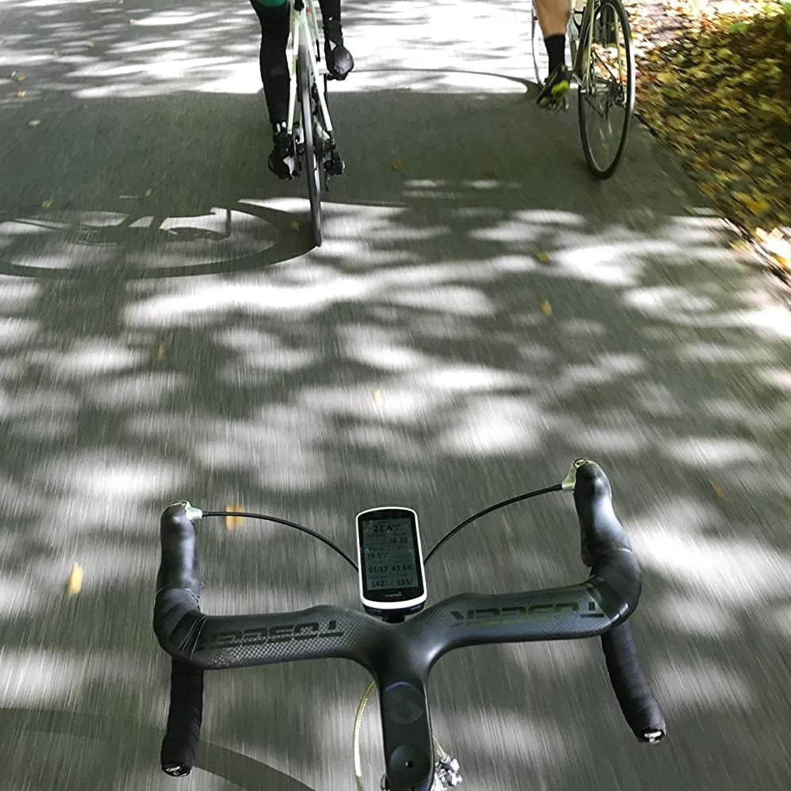 Support GPS Intégré VTT Avant, Support Garmin Compatible Garmin Edge & Varia, Wahoo, Bryton et Cateye, Fixation Ordinateur de Vélo pour Guidon