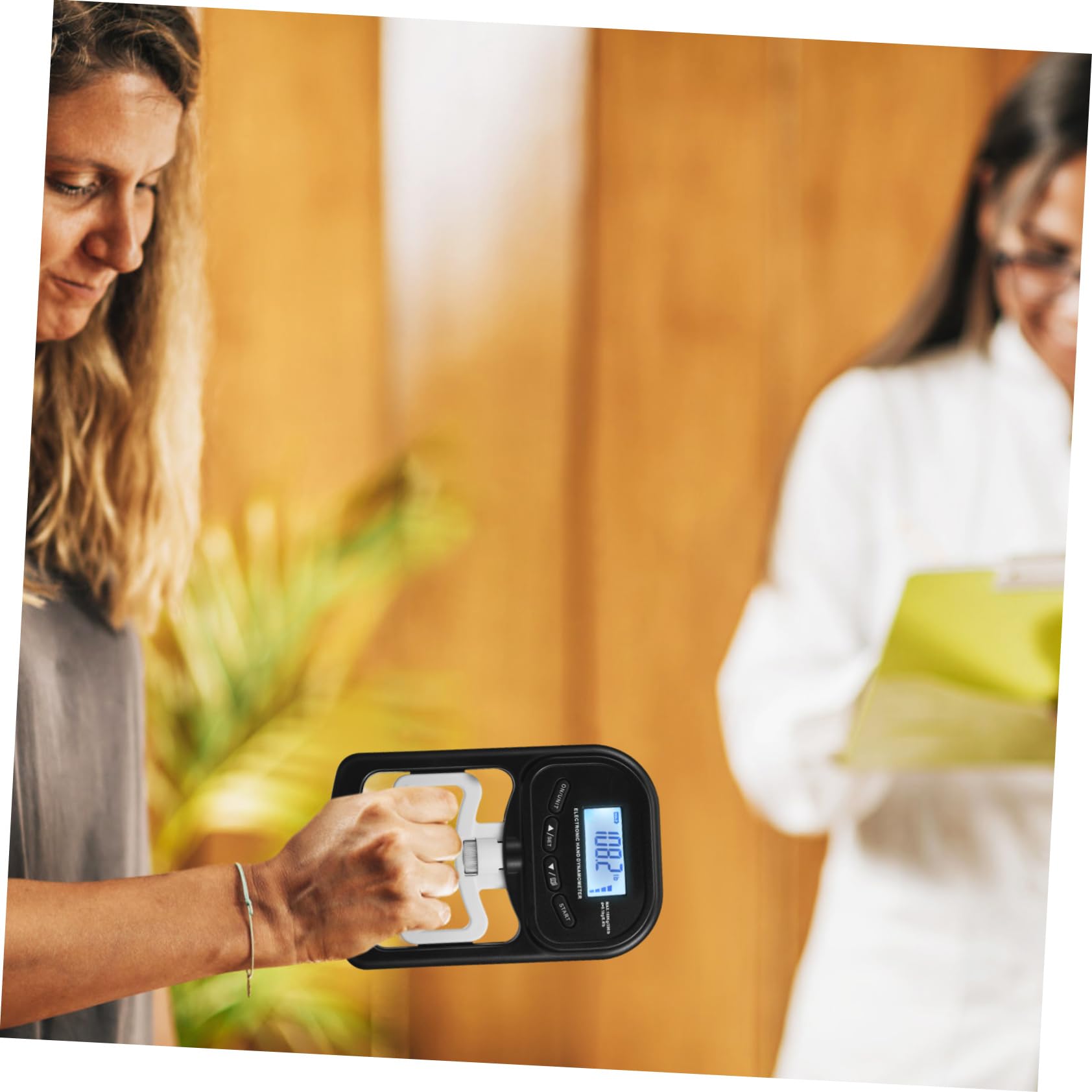 Tester Di Della Mano Digitale Ricaricabile Dinamometro Per Misurazione Della Di Grip Per Allenamento Riabilitazione e Fitness Design Ergonomico e Facile Da Usare
