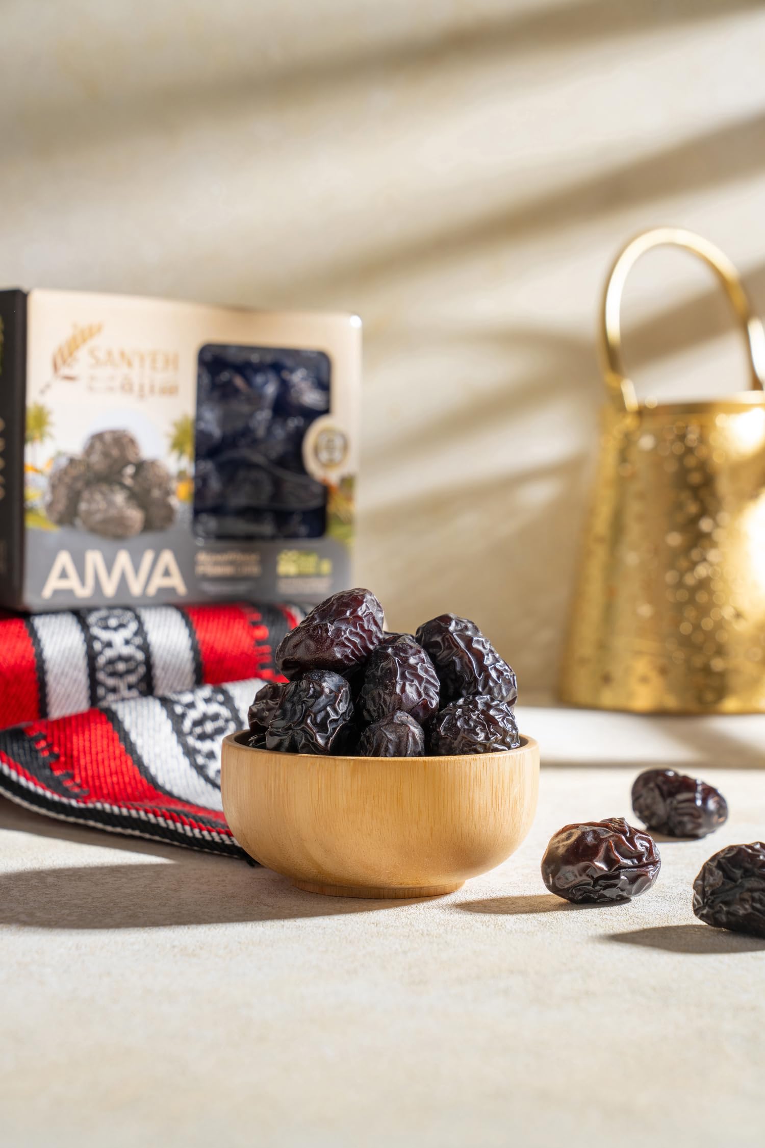 Sanyeh Dátiles Premium Ajwa 1kg – Dátiles negros suaves de Al Qassim, 100% Natural, Sin Azúcares añadidos, ricos en fibra y antioxidantes