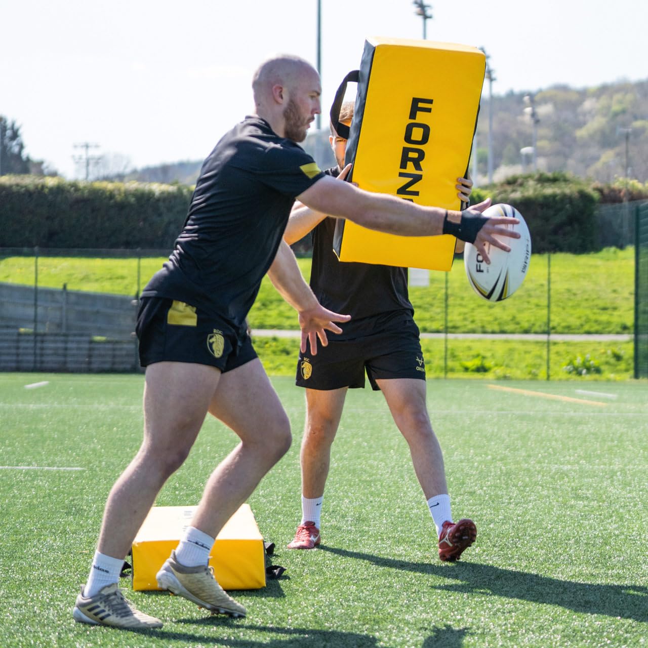 FORZA Title Contact & Push Rugby Pad - Bolsa de contacto de rugby | Bolsa de aparejos para principiantes | Almohadilla de contacto de rugby | Bolsa de entrenamiento de rugby acolchada de espuma |