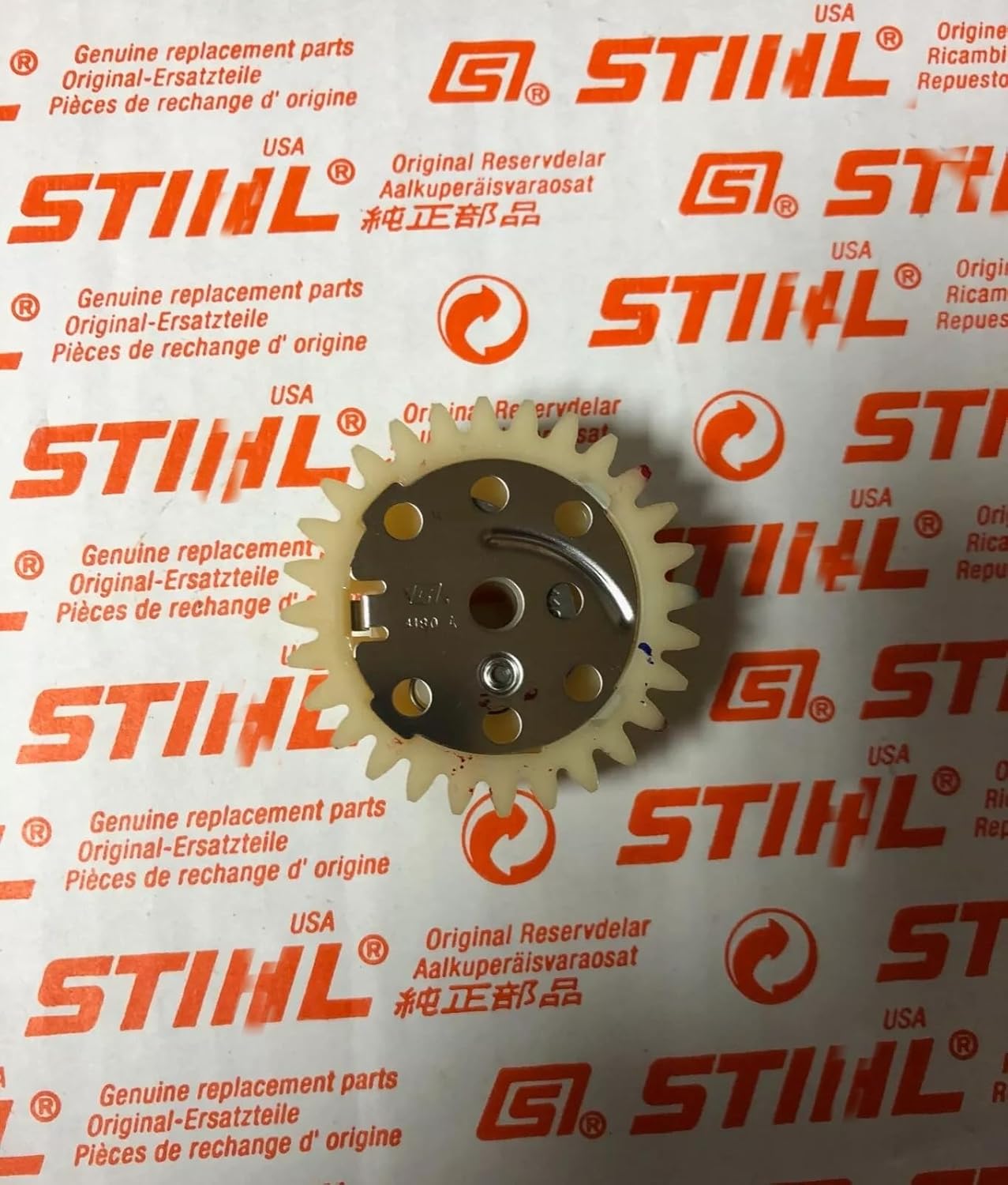 Cam gear 4180 030 1800 FS90r km90r FS110r FS130r HL100 HT101 HT130,Replacement for STIHL OEM