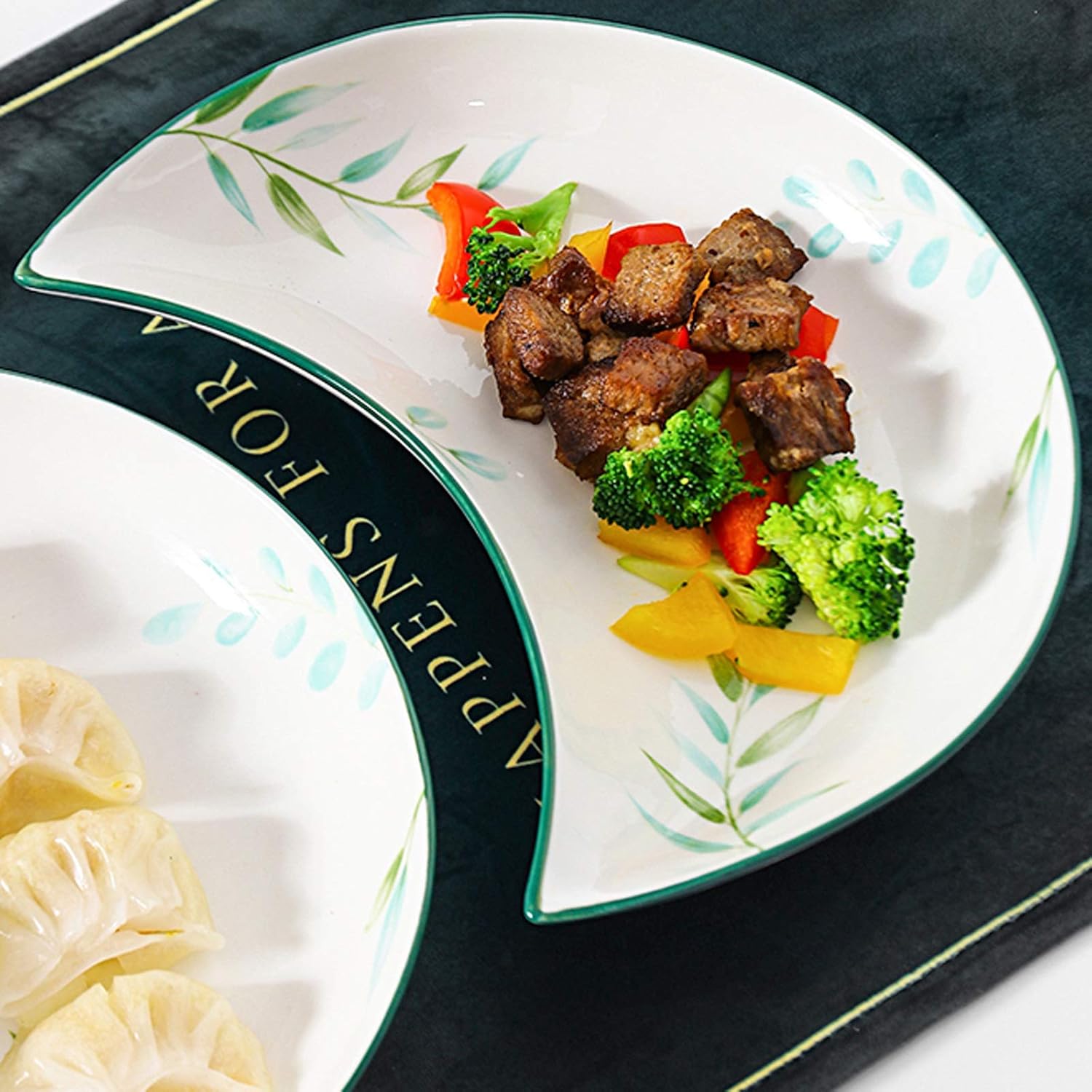 GeRRiT Snack Serving Dishes Home Dining Plate Dipping Bowls Sauce Dishes Ceramic Sauce Dish, Soy Sauce Dipping Bowls, Exquisite Moon-shaped Dessert Plate Set Of 3 Dessert Dishes