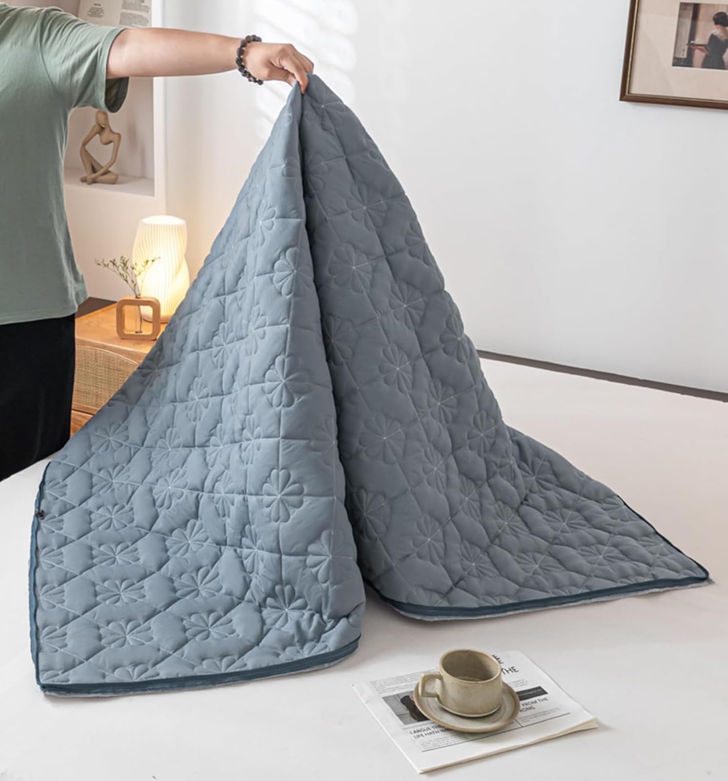 Protector de colchón transpirable con cremallera, tamaño Queen 120 x 180 + 20 cm, funda acolchada suave, protector de cama impermeable, ideal para aliviar alergias y protección contra chinches
