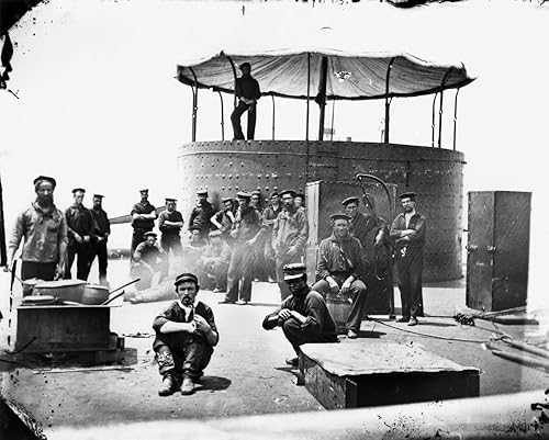 USS Monitor 1862 Nsoldados en la cubierta del monitor USS fotografiado en James River Virginia por James F Gibson 9 de julio de 1862 Póster impreso