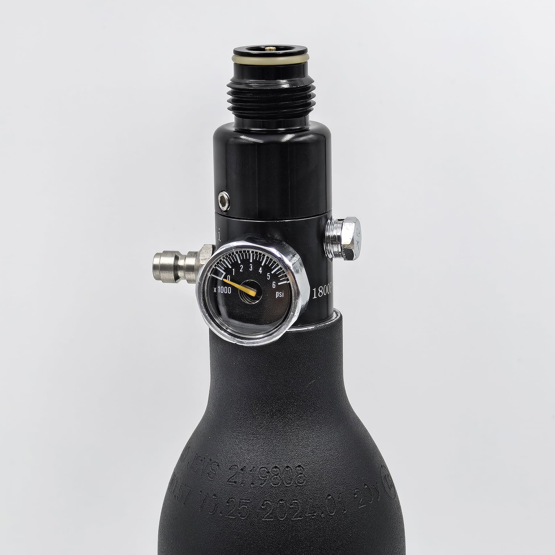 Vanne de régulation de pression (réducteur de pression) pour bouteilles de gaz comprimé à pression constante. Puissance d'entrée maximale : 310 bar/4500 psi. M18*1,5 ou 5/8"-18UNF (M18*1.5, 1800psi)