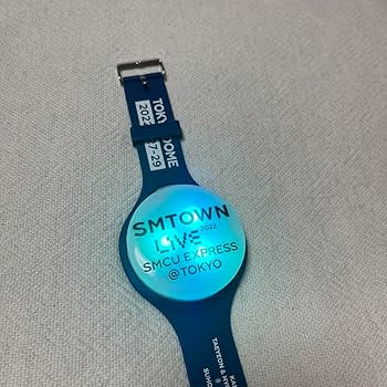 Amazon.co.jp: 公式SMTOWN 2022 ペンライト ハンドクラッカー