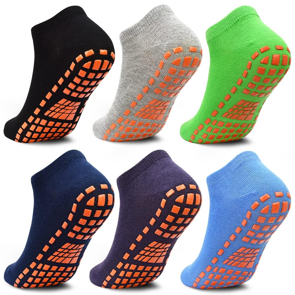 Tphon Boys Non Slip Trampolines Socks with Grips Ankle Socks for Toddler Low Cut Athletic Socks for Sports Games