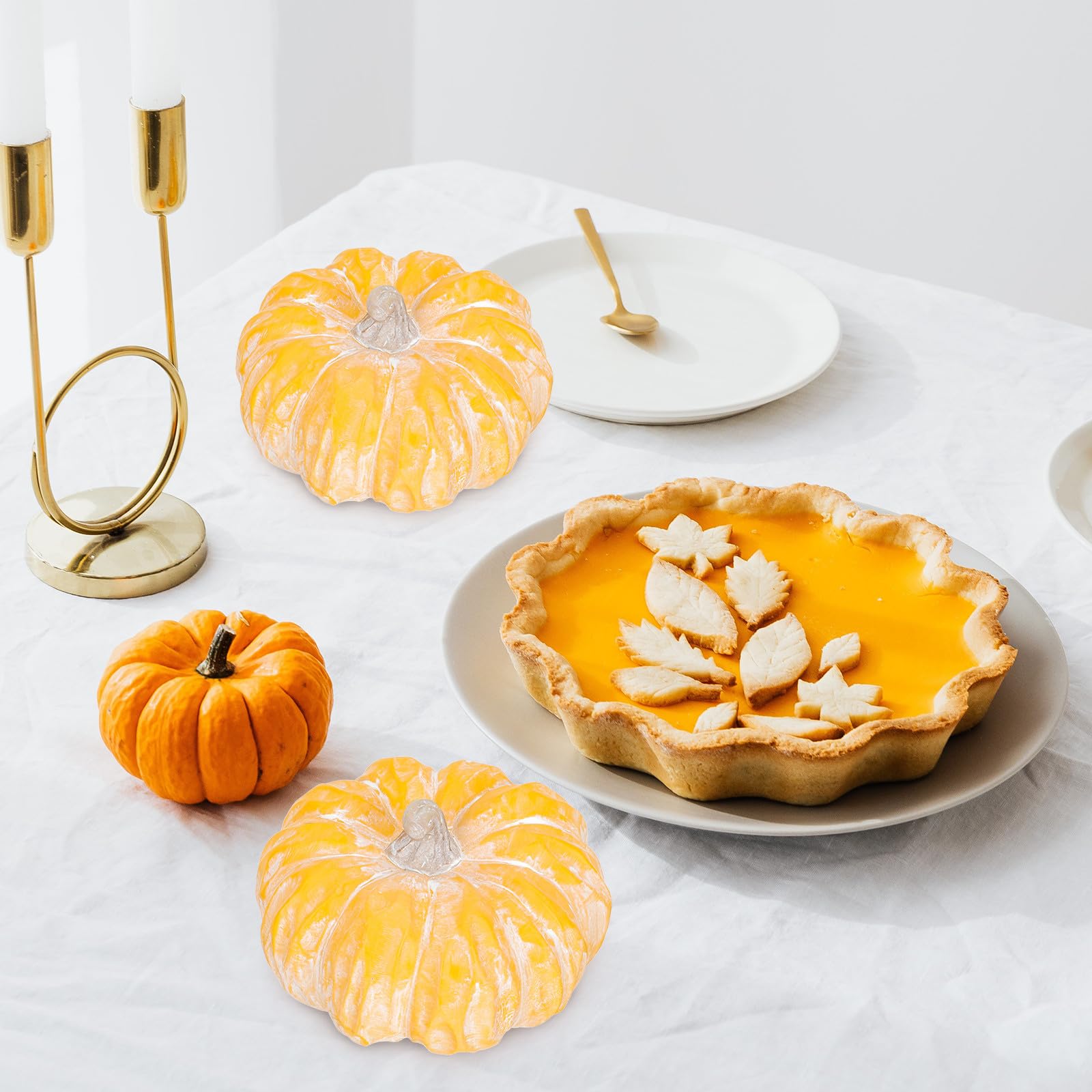 Uonlytech 2 Stück Keramik Kürbis Deko für Halloween und Thanksgiving Kleiner Gelber Kürbis als Außendekoration und Tischdeko Rustikaler Stil und Schlichte Form