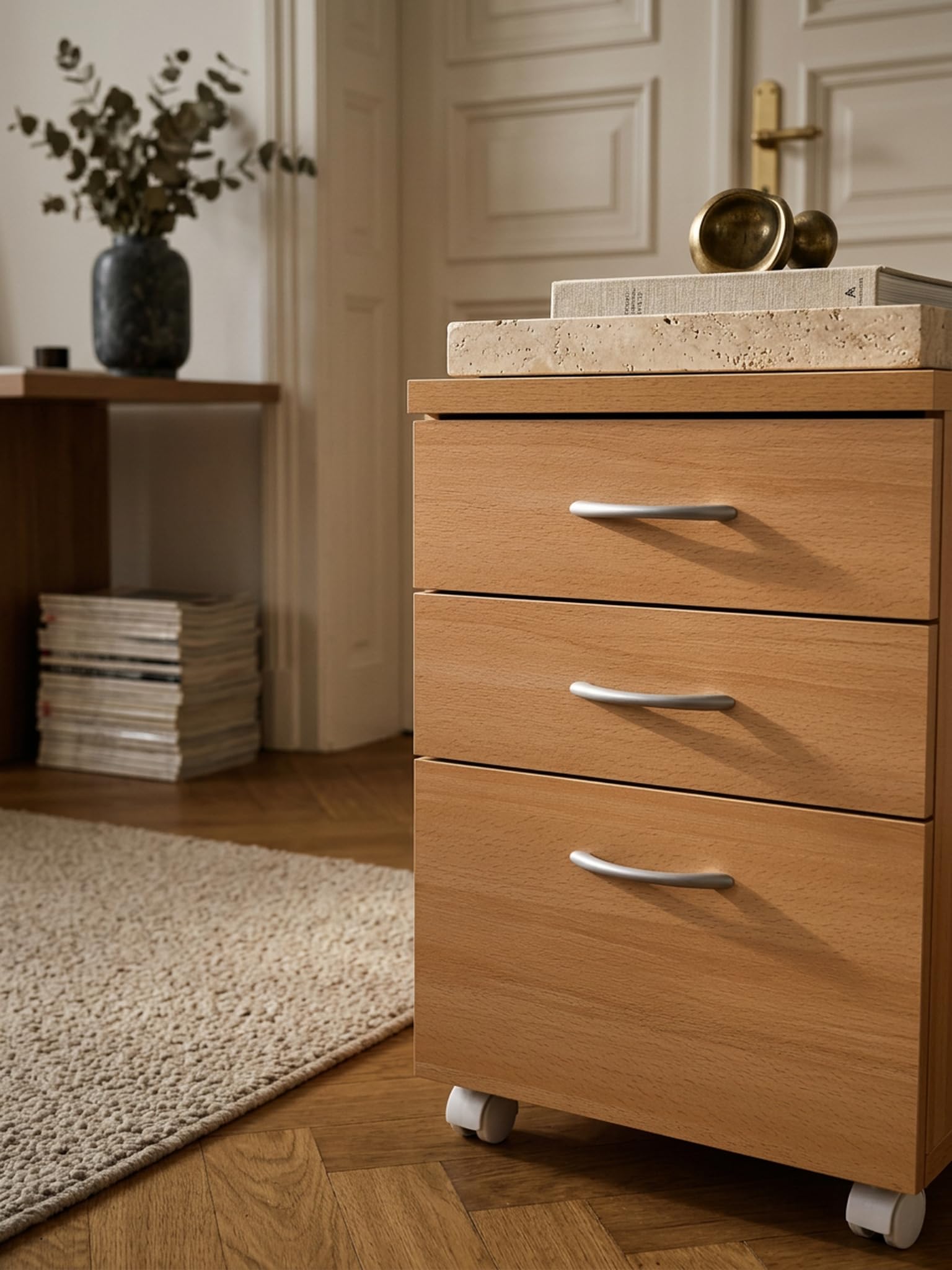 Moderner Büro Rollcontainer in Buche, 60 cm, mit 3 Schubladen, Elegante Aluminiumgriffe, praktische Rollen für leichte Beweglichkeit