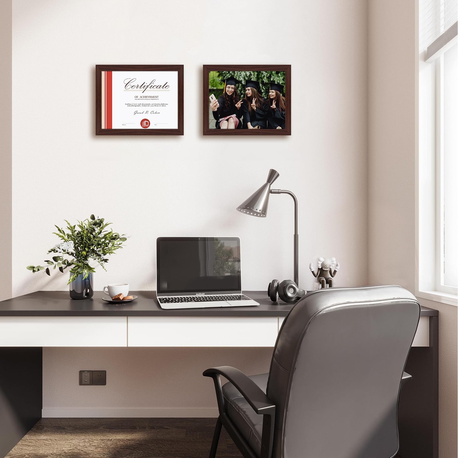 Frametory, 21,6 x 27,9 cm Walnussholz-Bilderrahmen, 5er Set, Echtglas, Diplomrahmen für Wandmontage oder Tischdisplay, perfekt für Urkunden, Diplome, Auszeichnungen oder andere Dokumente
