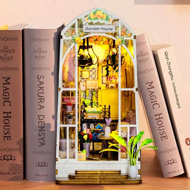 Foto 2 de 8 de DIY Book Nook Kit - Casa de muñecas en Miniatura de Madera con Muebles y Luces LED, Decoración del hogar…