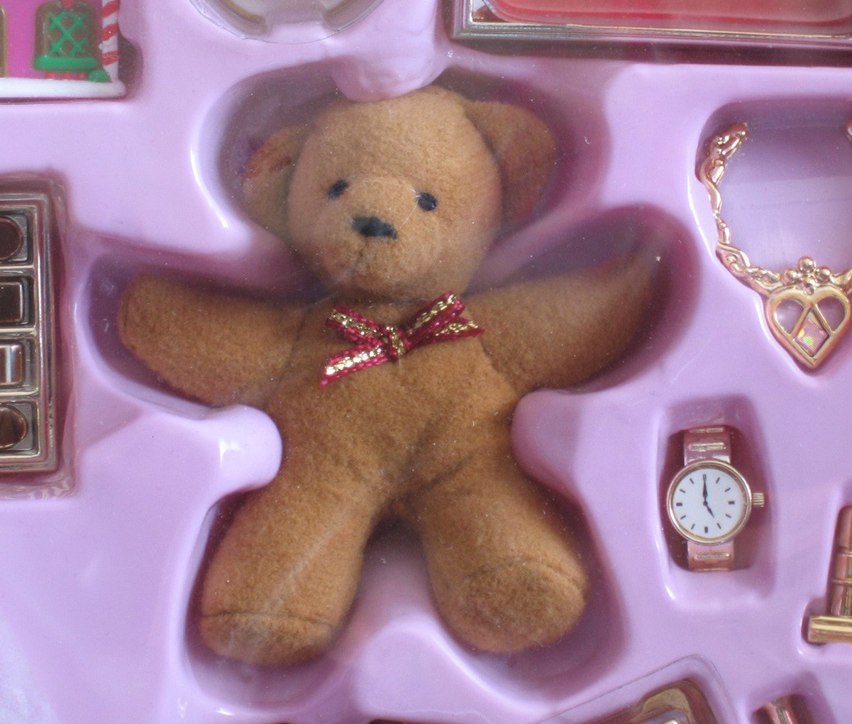Amazon.co.jp: Barbie Holiday Presents Gift Set Special Collection