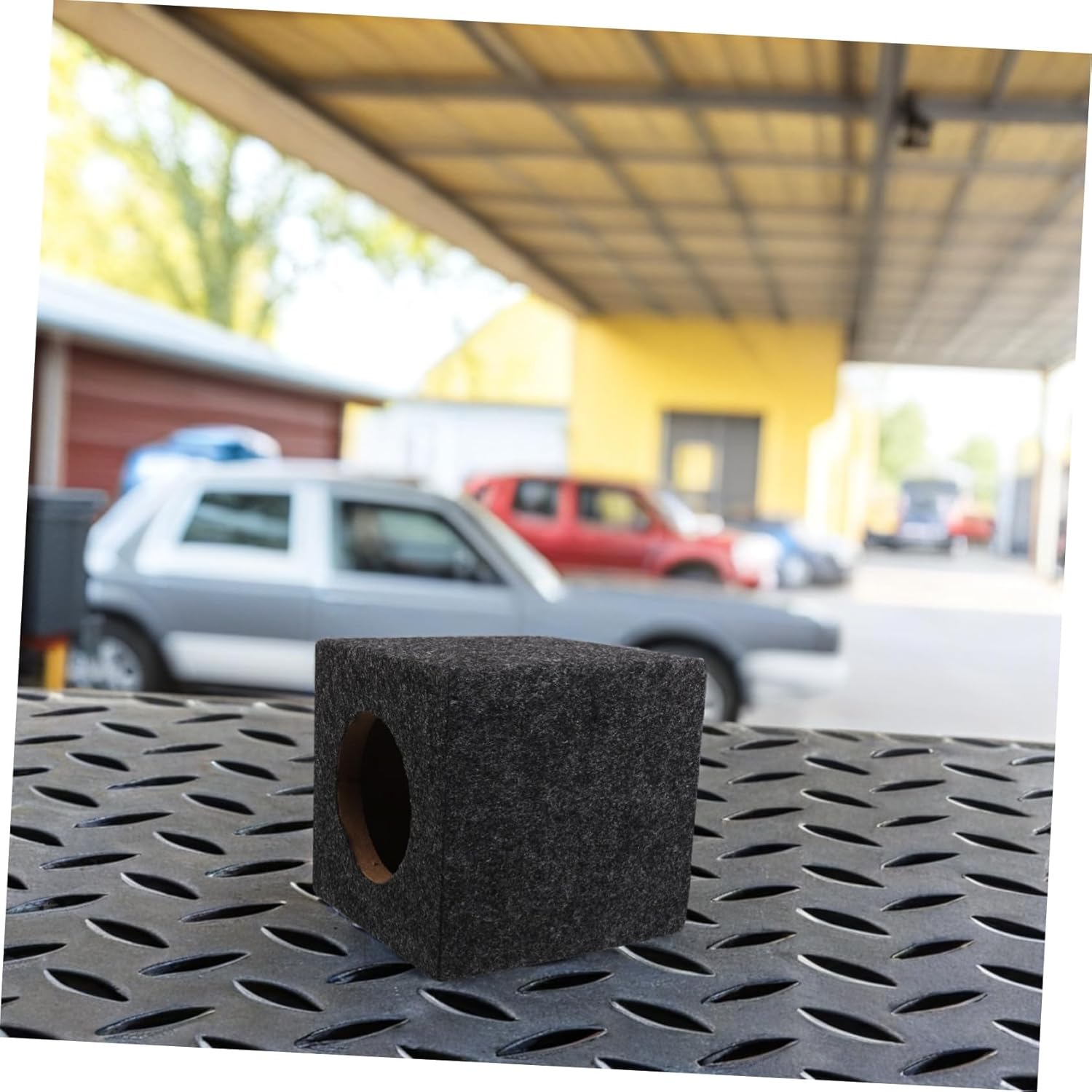 Car Audio Speaker Box Square Wooden Subwoofer Enclosure for Easy Installation and Versatile Use Any Vehicle Interior