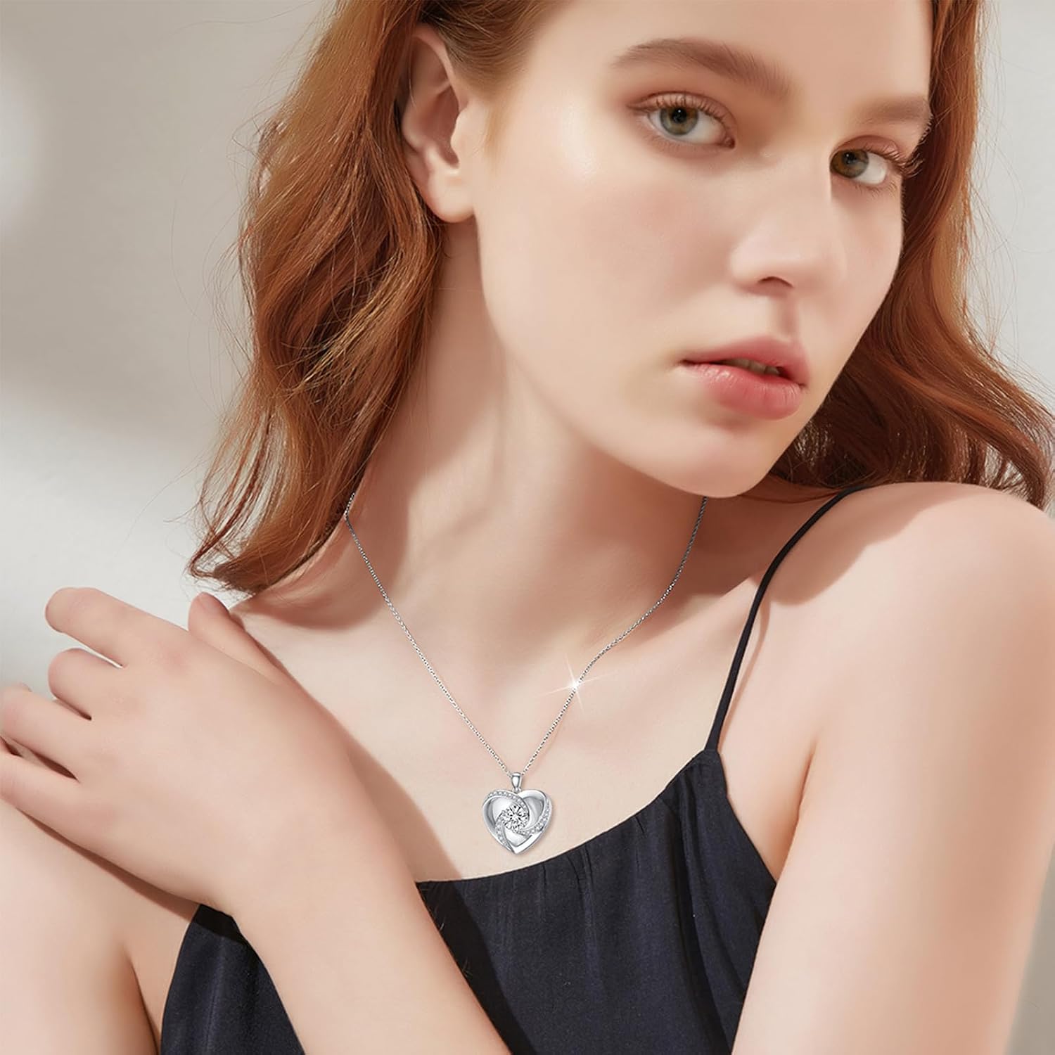 SOULMEET Personalized 10k 14k 18k White Gold 1 ct Moissanite/Diamond Locket That Holds Picture Diamond Photo Heart Locket Necklace Gift for Beloved Ones Mother Women Mens