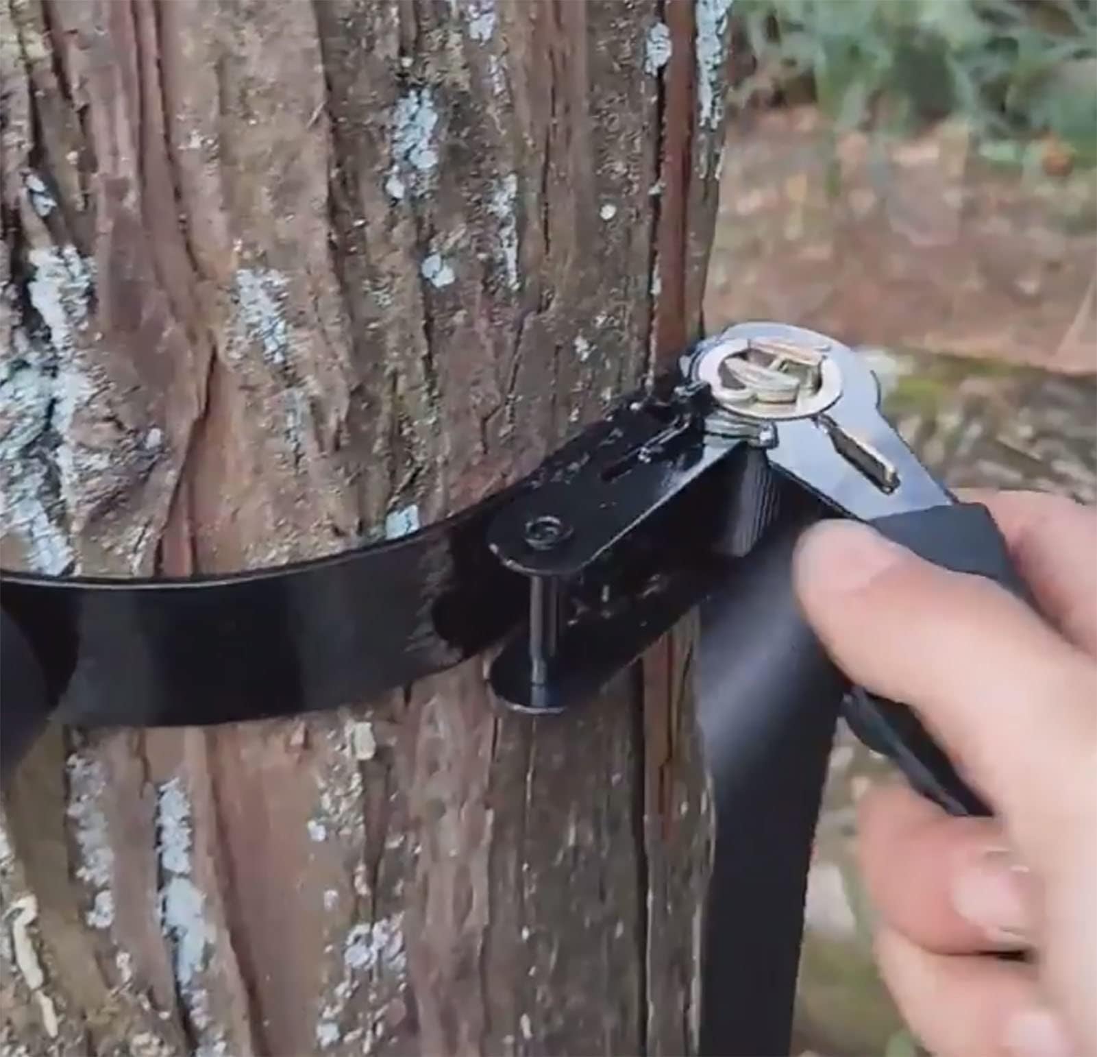 Mannequin Wing Chun à Bras Ressort – Poinçonnage Autonome, Caoutchouc Et Fer, 60 Cm