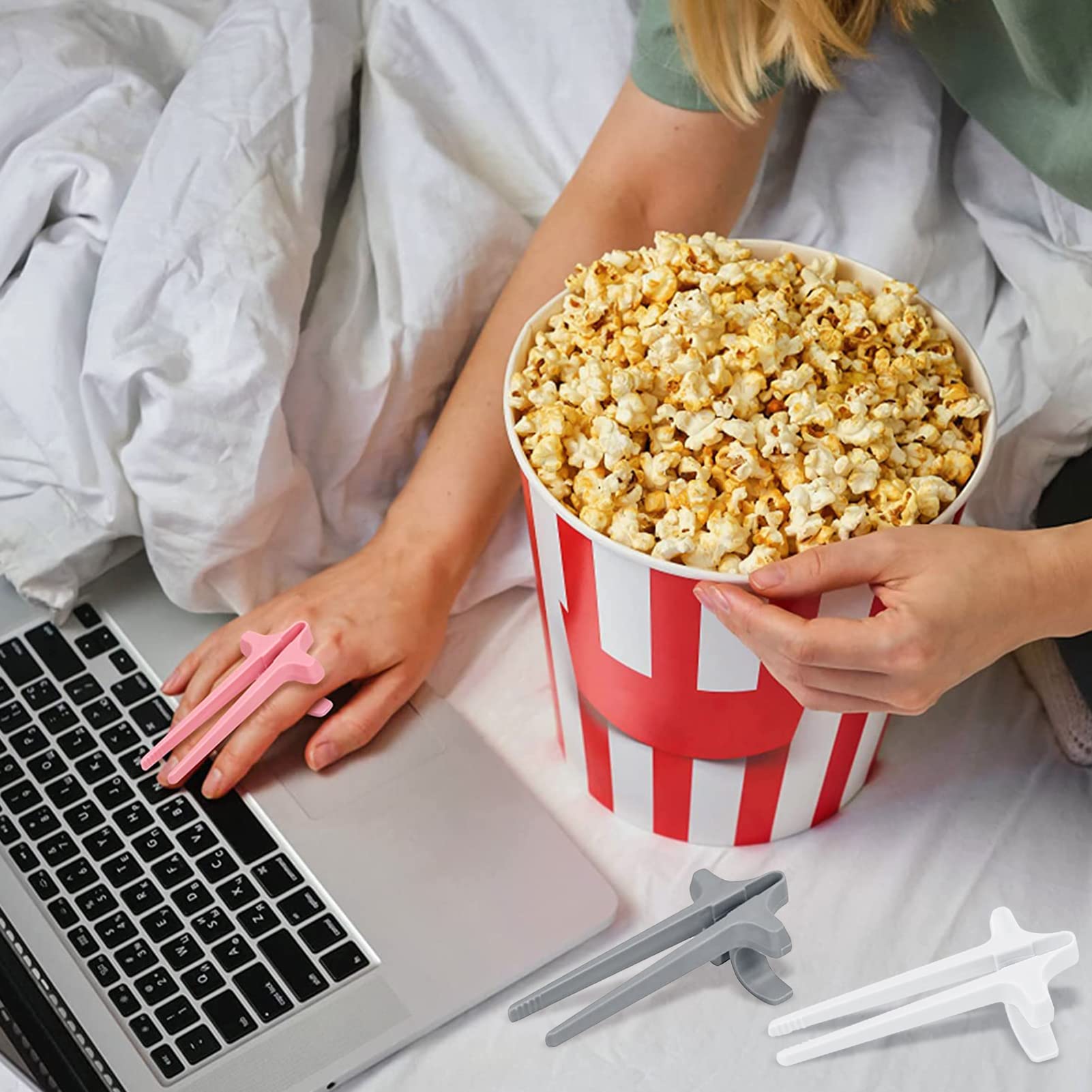 Omtrek Van De Hand Met Stokjes Chinees Eten Stockvectorkunst en meer