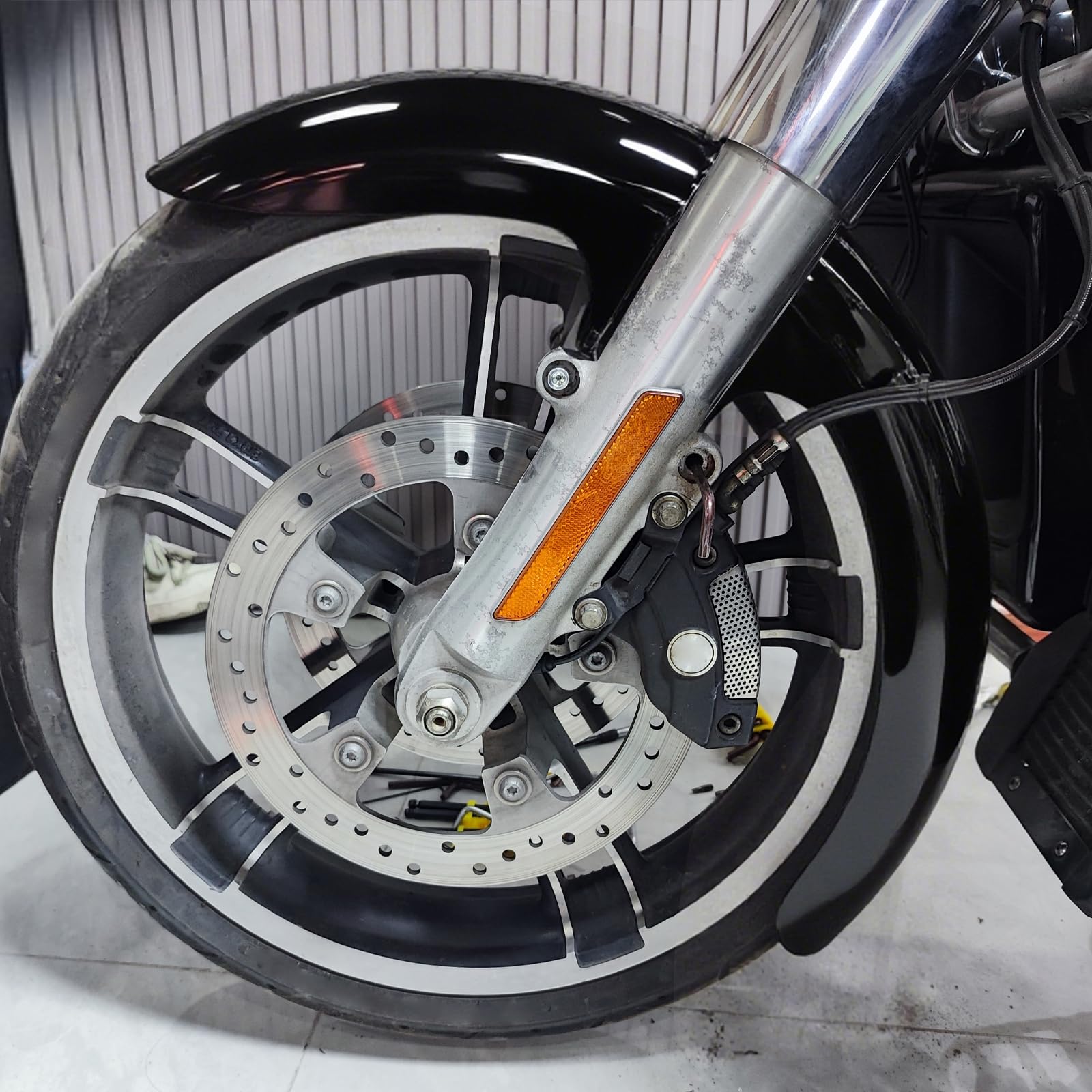 Guardabarros delantero de motocicleta para Harley Touring Electra Road Street Glide Road King Special 2024 en adelante (negro brillante, 19 pulgadas)