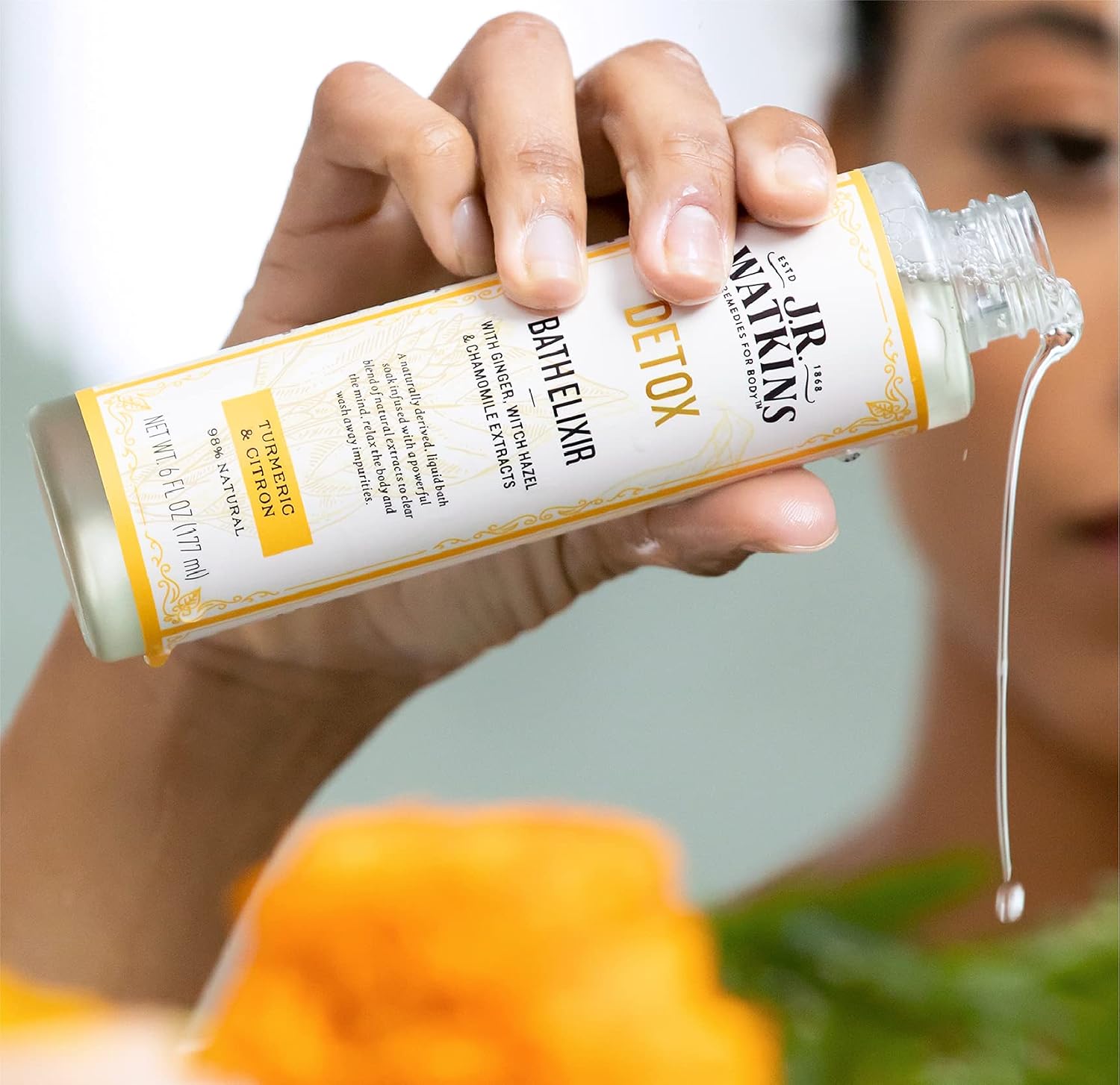 J.R. Watkins Detox Bath Elixir, Liquid Bath Soak Turmeric & Citron with Detoxifying Natural Extracts, No Salt, No Residue, 6 oz (Pack of 2)