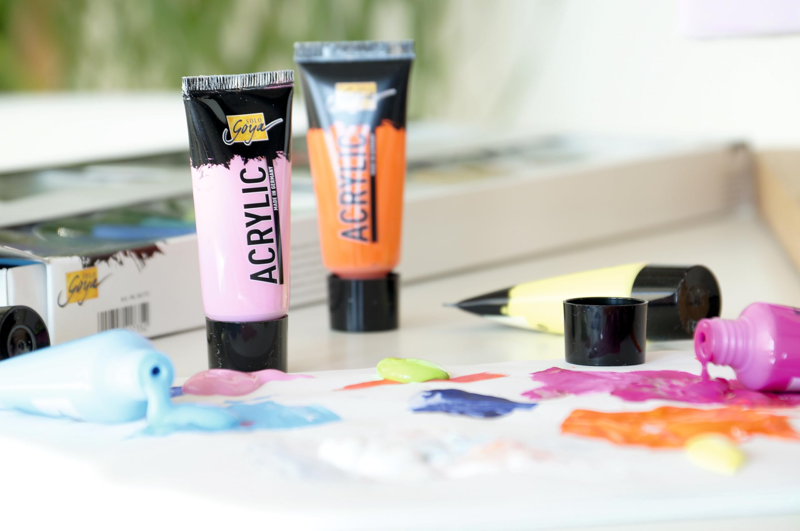 KREUL 35604-84173 - Solo Goya Acrylic Set avec 32 Couleurs en Tubes de 20 ML y Compris 100 ML en Blanc, Peinture Acrylique crémeuse de qualité étude, à Base d'eau, séchage Mat, résistant à l'eau