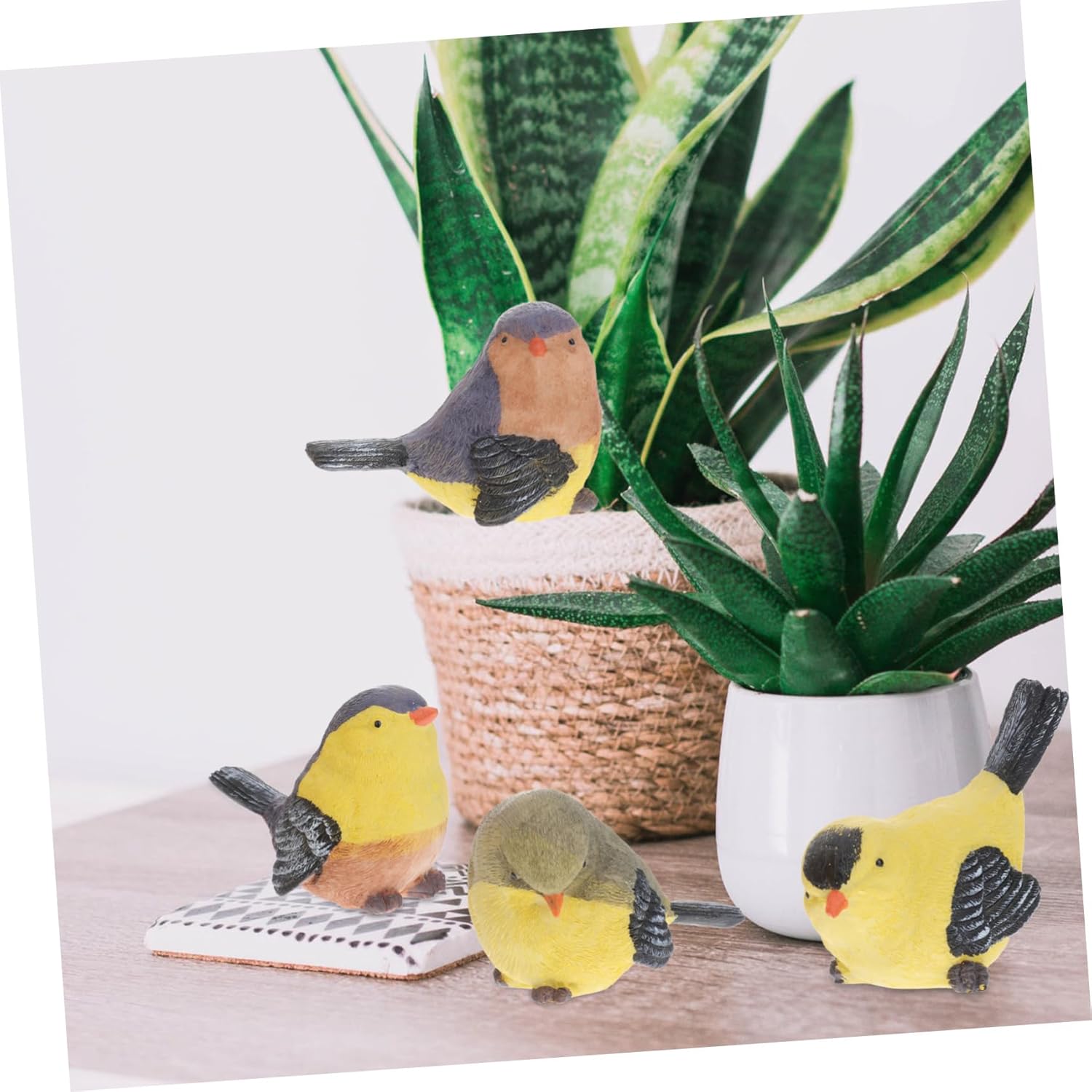 Totority 4pcs Mini Resin Birds Sculpture Ornaments Cute Bird Shaped Decoration for Home Office Mini Garden and Desktop Decor