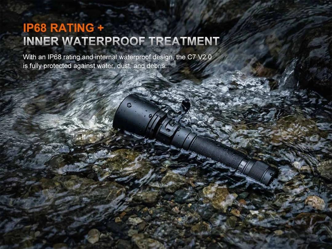 Fenix Linterna LED C7-R, potente, ultra brillante, 3300 lúmenes, iluminación de 575 metros, recargable por USB tipo C, IP68 impermeable y resistente al polvo, succión magnética en la cola