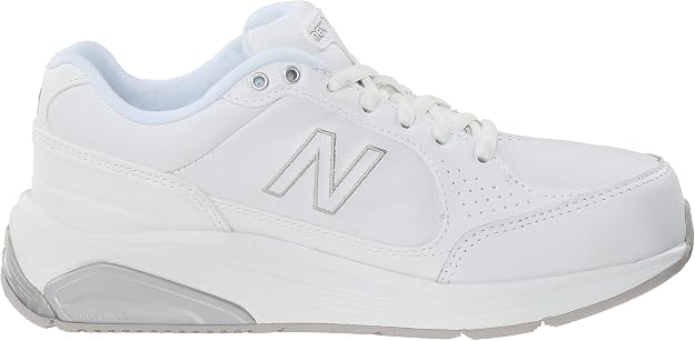 WW928 Health Walking Lace-Up Sneaker 