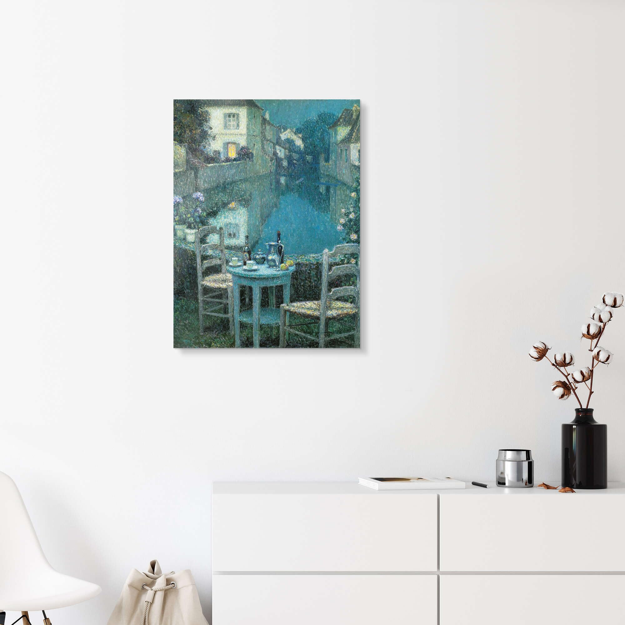 Posterlounge Une petite table au crépuscule Tableau en verre acrylique
