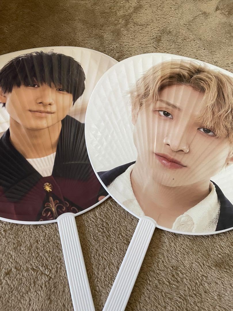 Amazon.co.jp: BUDDiiS 高尾楓弥 FUMIYA うちわ AAEE2 : ホーム＆キッチン