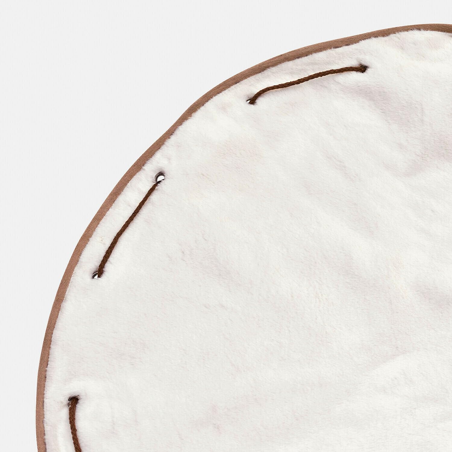 Loberon Haustiermatte Marnja - für Innen und Außen - Decke und Tragebeutel in Einem - Ruheplatz - Hundedecke - Haustierkollektion - Baumwolle - Polyester, Taupe/weiß | für Innen und Außen - Decke und Tragebeutel in Einem - Ruheplatz - Hundedecke - Haustie