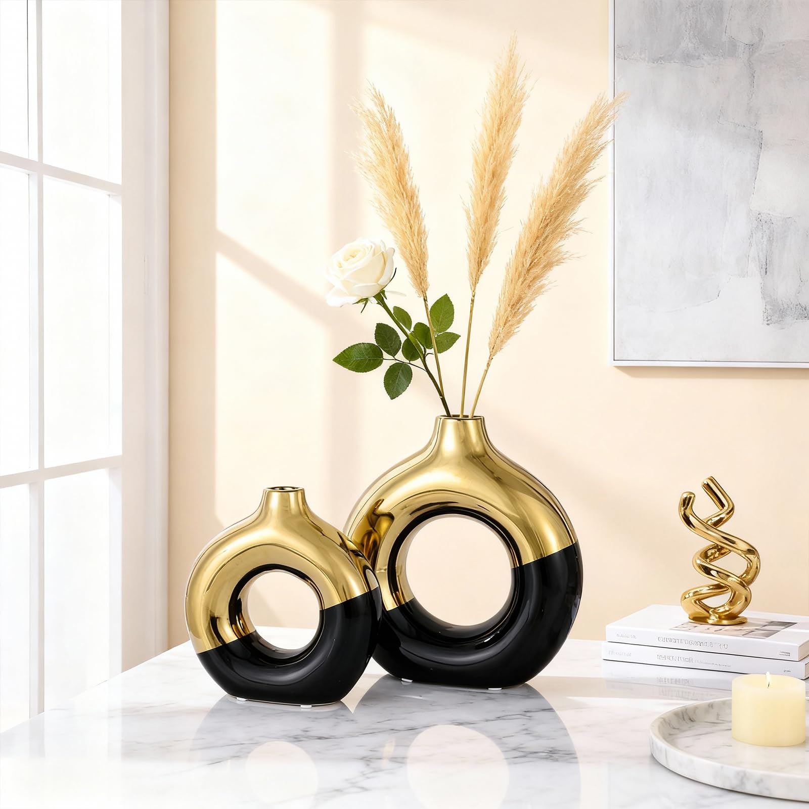 Schwarze und goldene Vase, Deko, Donut-Vasen, Set mit 2 Stück, runde Hohle Vasen, Moderne, Matte Keramikvasen für Eingangsbereich, Wohnzimmer, Schlafzimmer, Esstisch, Tafelaufsatz, Büro