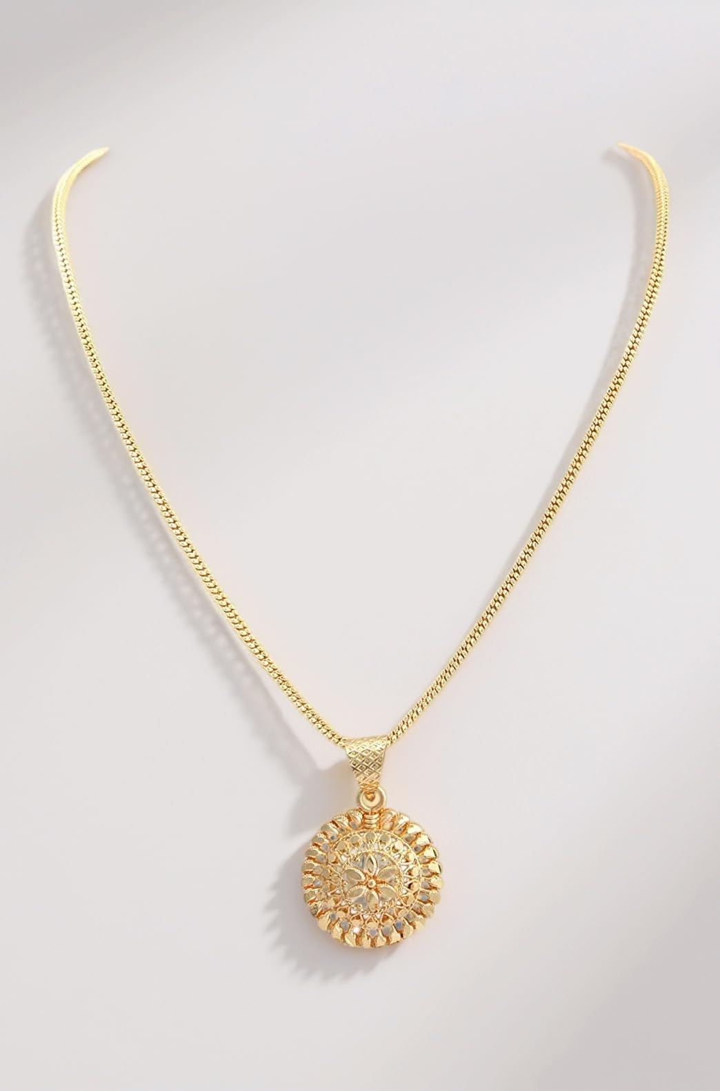 1gm 22Ct Gold Plated chain with Pendant | latest & Stylish Celebrity Inspired Chain/Necklace/Jewellery Set/Fashion jewellery for Men, Women Boys Girls
