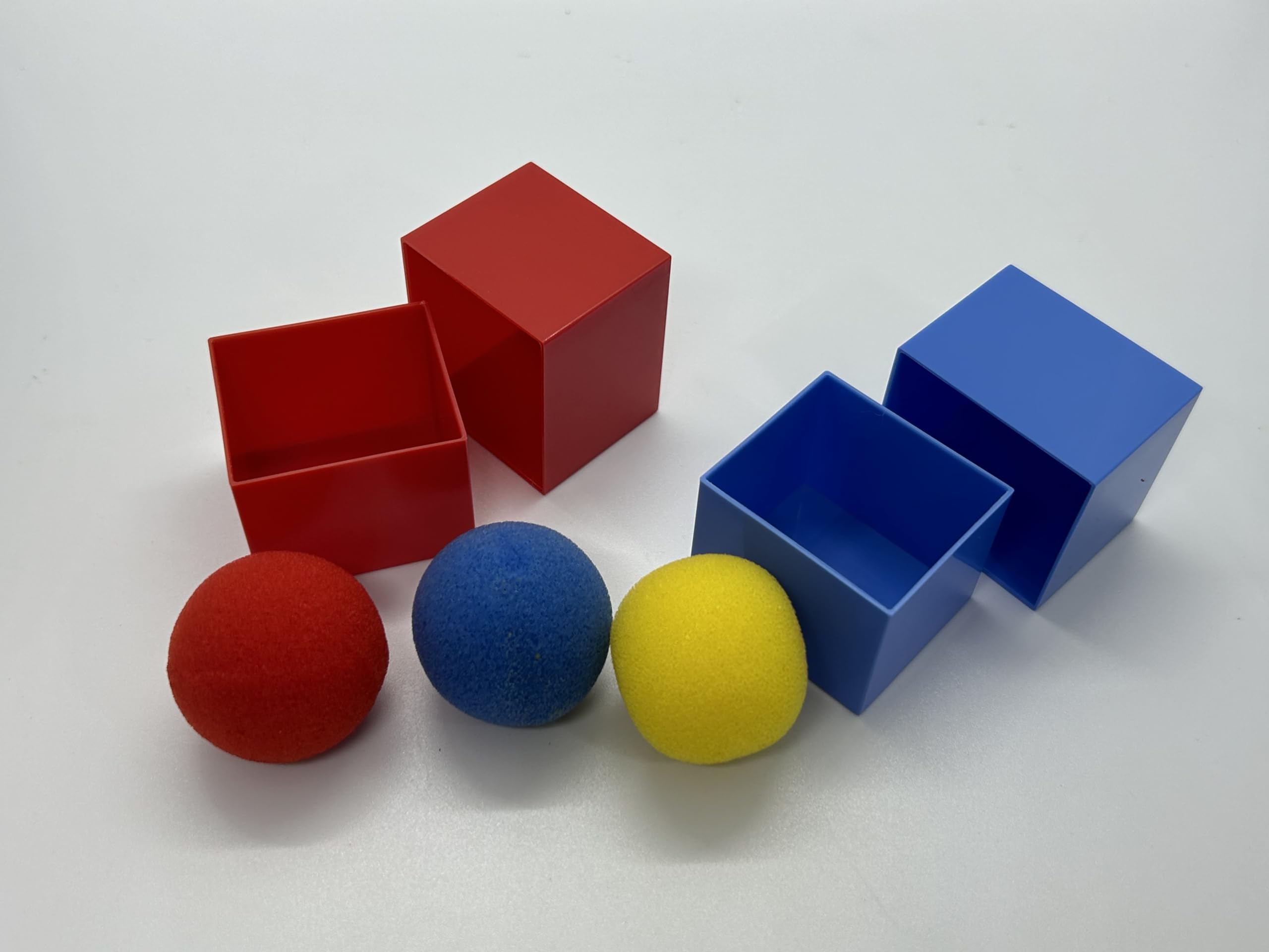 GOZINTA in & Out Box Magic Trick (Small)