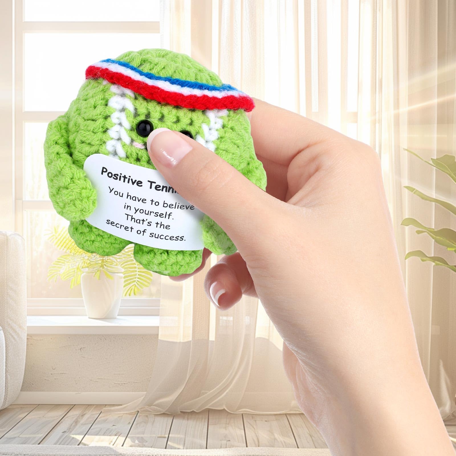 TOYMIS 2pz Palline Tennis Positivo, Peluche Supporto Emotivo e Motivazionale con Carta Positiva Giocattoli Tennis Lavorati a Maglia Regali Allegria Amanti Dello Sport e Decorazioni per Feste Tavolo