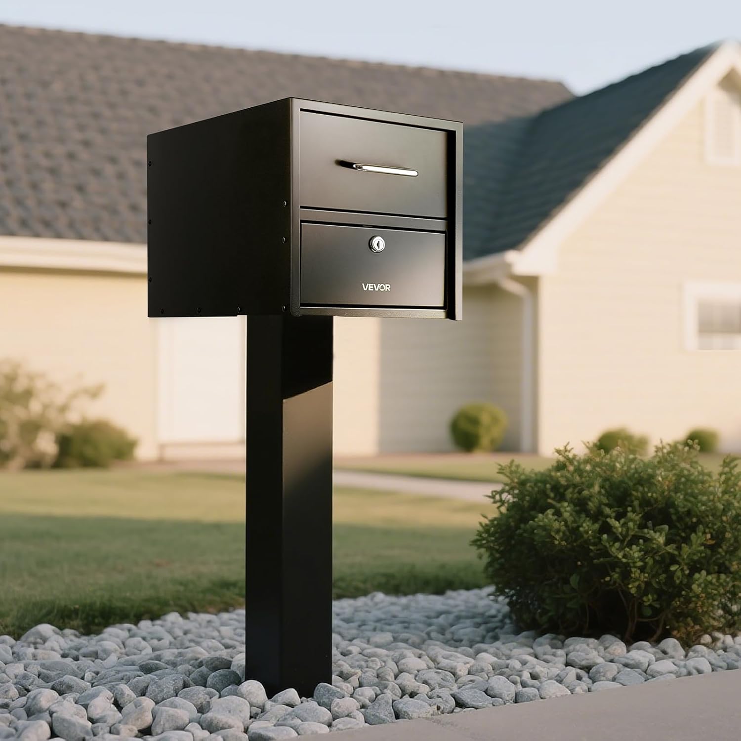VEVOR Post Mount Mailbox, Anti-Pry & Anti-Theft Mailboxes for Outside, Heavy Duty Lockable Mail Box with Magnetic Door, Weather-Resistant Metal Post Box for House Outside 21.06 x 10.63 x 11.22 in