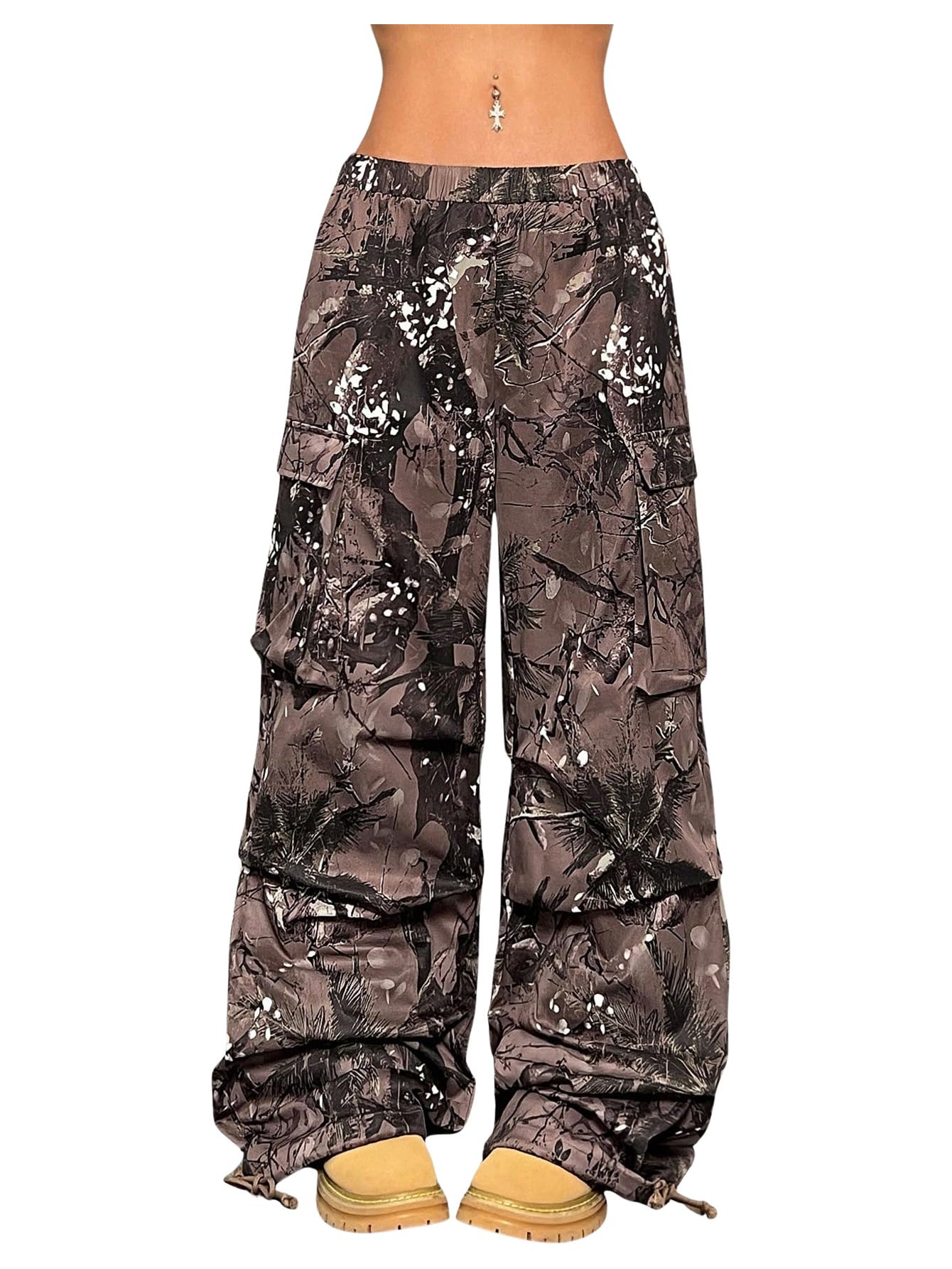 Verdusa Womens Grunge Camo Cargo Pants Wide Leg Baggy Parachute Pants with Pockets