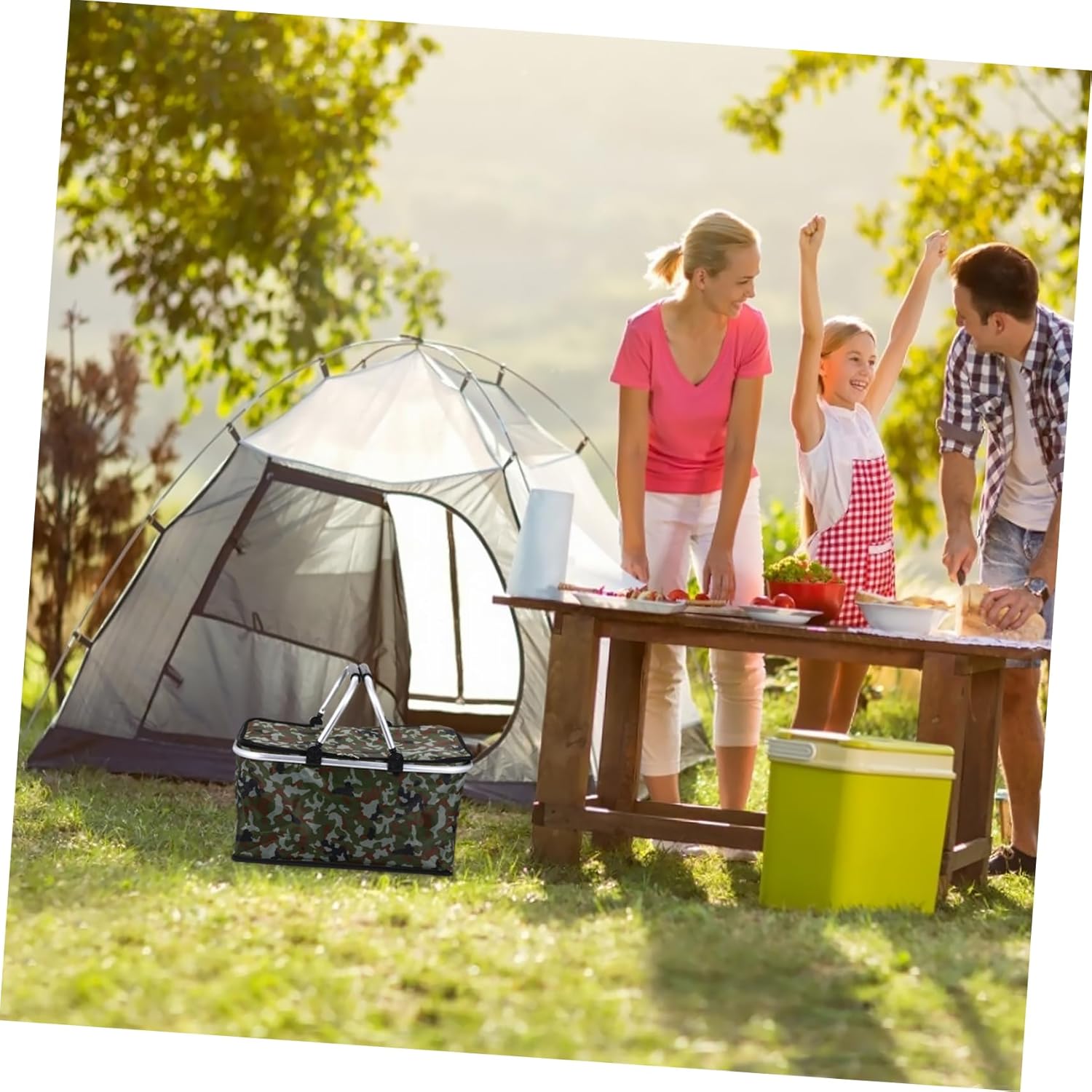 Takeaway Picnic Basket Insulated Heat Preservation Portable Lunch Tote for Outdoor Camping and Family Picnics Capacity Design