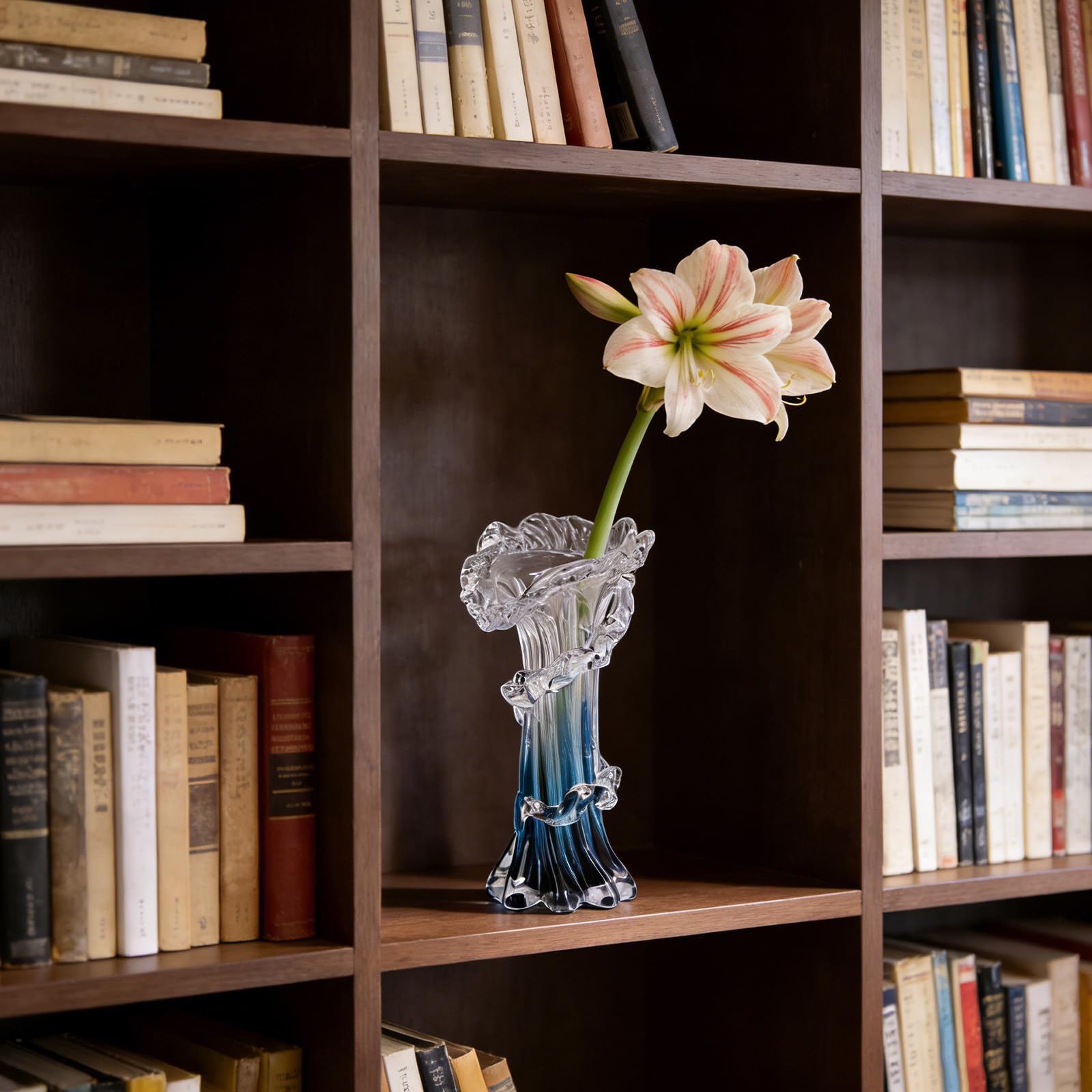 Vase en verre soufflé à la main bleu, art unique, magnifique vase en verre océan pour la maison, centre de table, table basse de salon, décoration de bureau - 24,9 cm H (moyen)