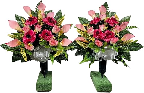 Flores de cementerio artificiales realistas, par de ramos de rosas rosas rosadas y lirios de cala para tumba, 2 decoraciones de lápidas, flores