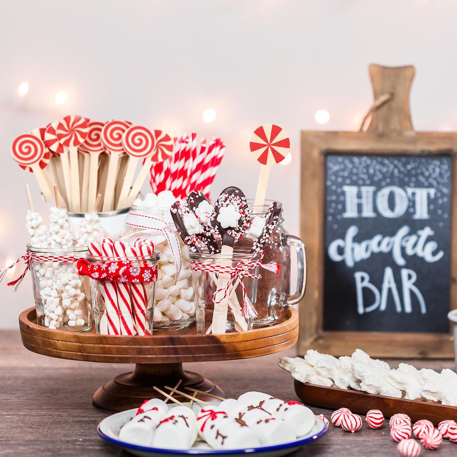 200 Pcs Wooden Coffee Stirrer 6 Inch Christmas Disposable Cocktail Drink Beverage Swizzle Sticks Round End Xmas Sticks for Milk Cocktail Tea Hot Cocoa Bar Chocolate Decoration(Peppermint Candy)