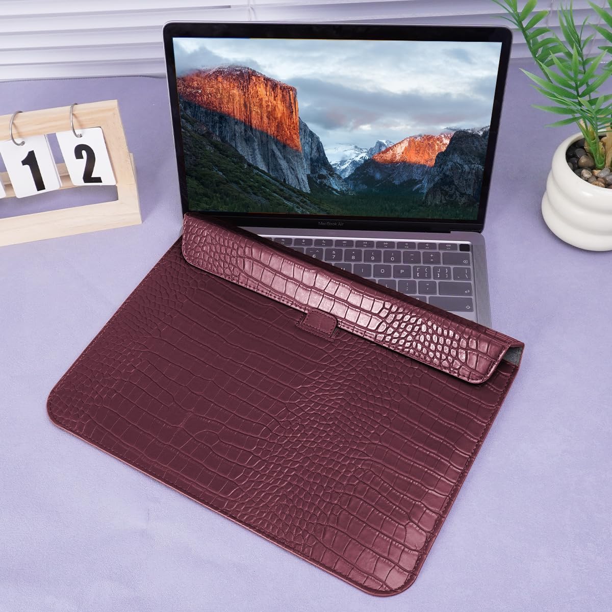 13 Inch Crocodile Pattern Laptop Sleeve with Stand for 2026 MacBook Neo 13 inch A3404，2026-2022 MacBook Air13 M5 A3449 M4 A3240 M3 A3113 M2 A2681, 2018-2021 Air13, 2016-2022 Pro13, Wine Red