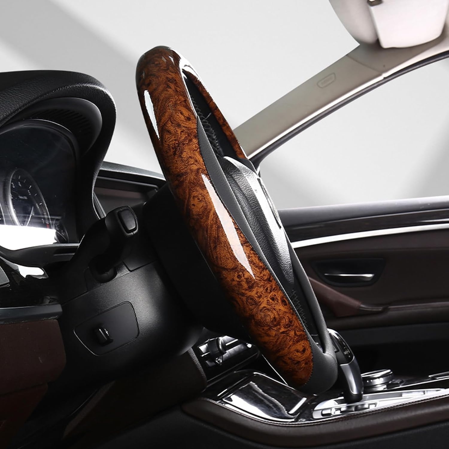 KAFEEK Wood Grain Steering Wheel Cover Microfiber Leather Universal 14 1/2-15 inch, Car Steering Wheel Cover Men Women, Comfortable, Anti-Slip, Odorless, Brown - Image 4