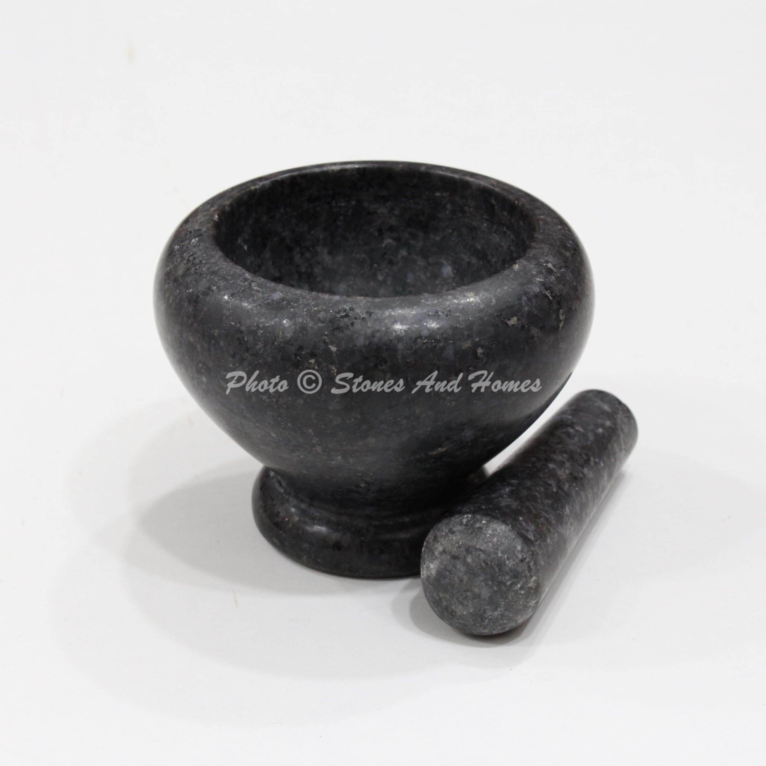 Juego de mortero y mortero negro indio de granito, hierbas, especias, molino de piedra para el hogar y la cocina, 4 pulgadas, piedra redonda pulida y robusta, molcajete, especias (10