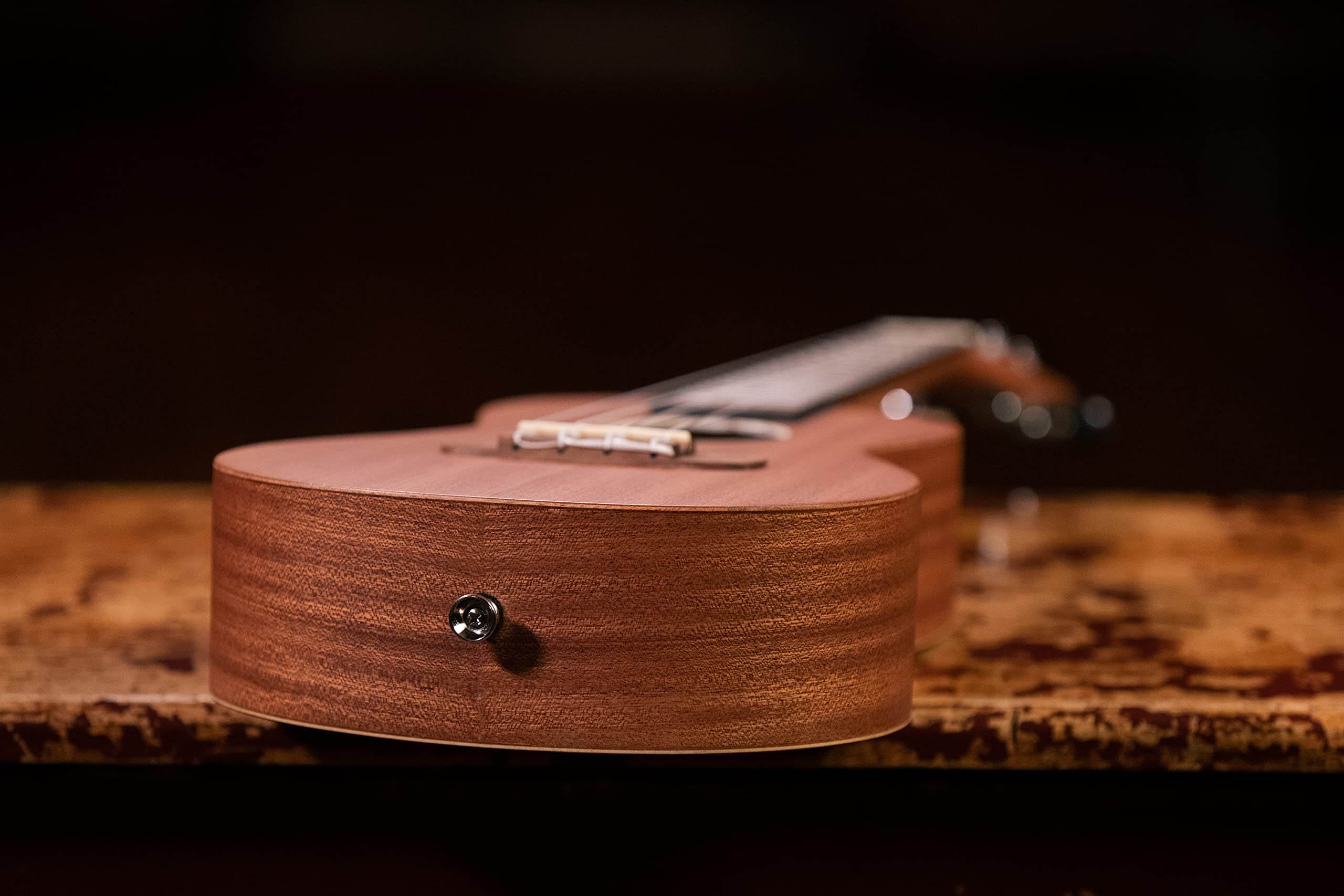 Ortega Guitars Ukulélé Concert Acoustique – Série Timber – Housse Incluse – Sapele, Naturel (RFU11S)