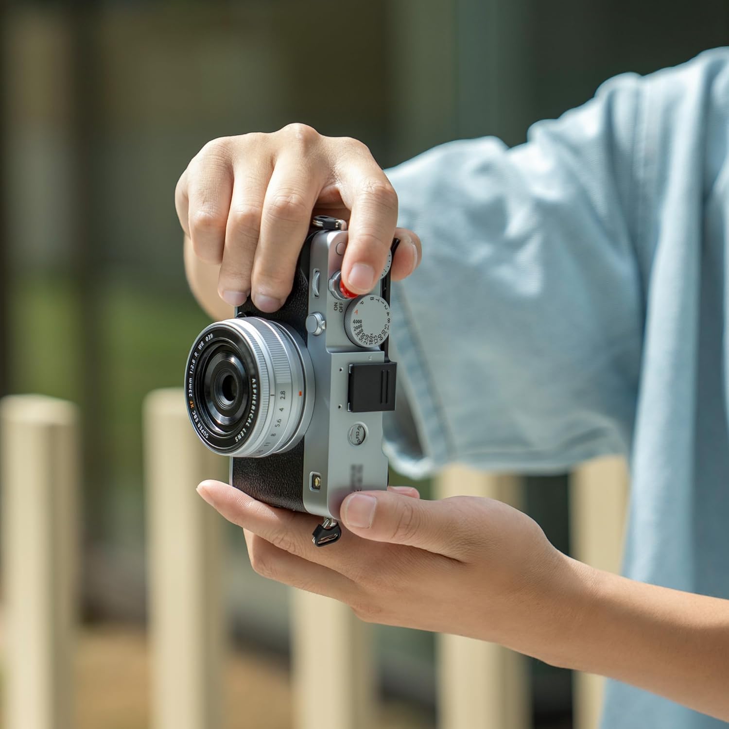 XE5 X-E5 Thumb Grip with Shutter Button & Hot Shoe Full-Coverage Design for Fuji Fujifilm XE5 Thumb Up Grip with Hotshoe Cover Protector Thumb Rest Support Holder Not Affect The Use of Dial - Black - Image 8