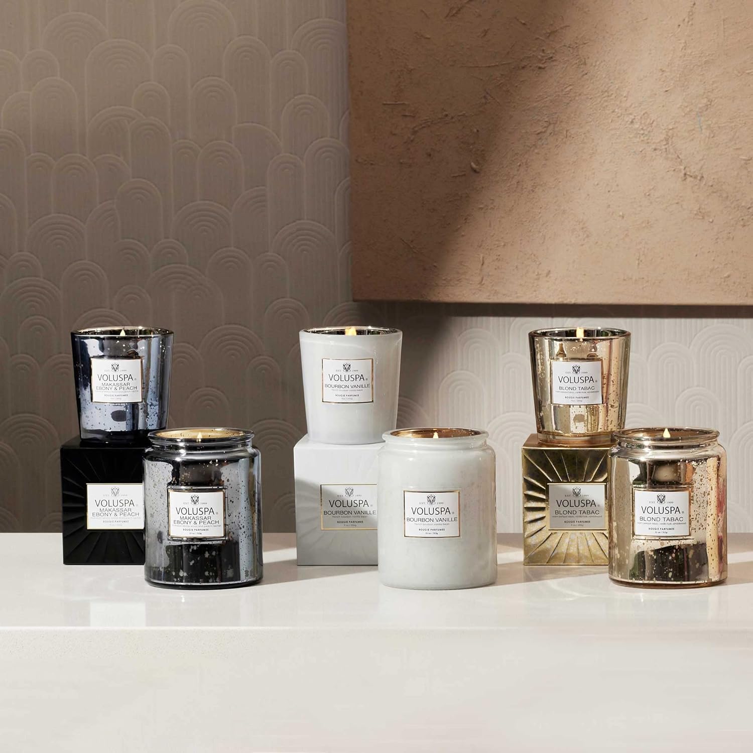 Voluspa Makassar Ebony & Peach Candle | Large Glass Jar | 18 Oz | 100 Hour Burn Time | Coconut Wax for Clean Burning | - Image 5