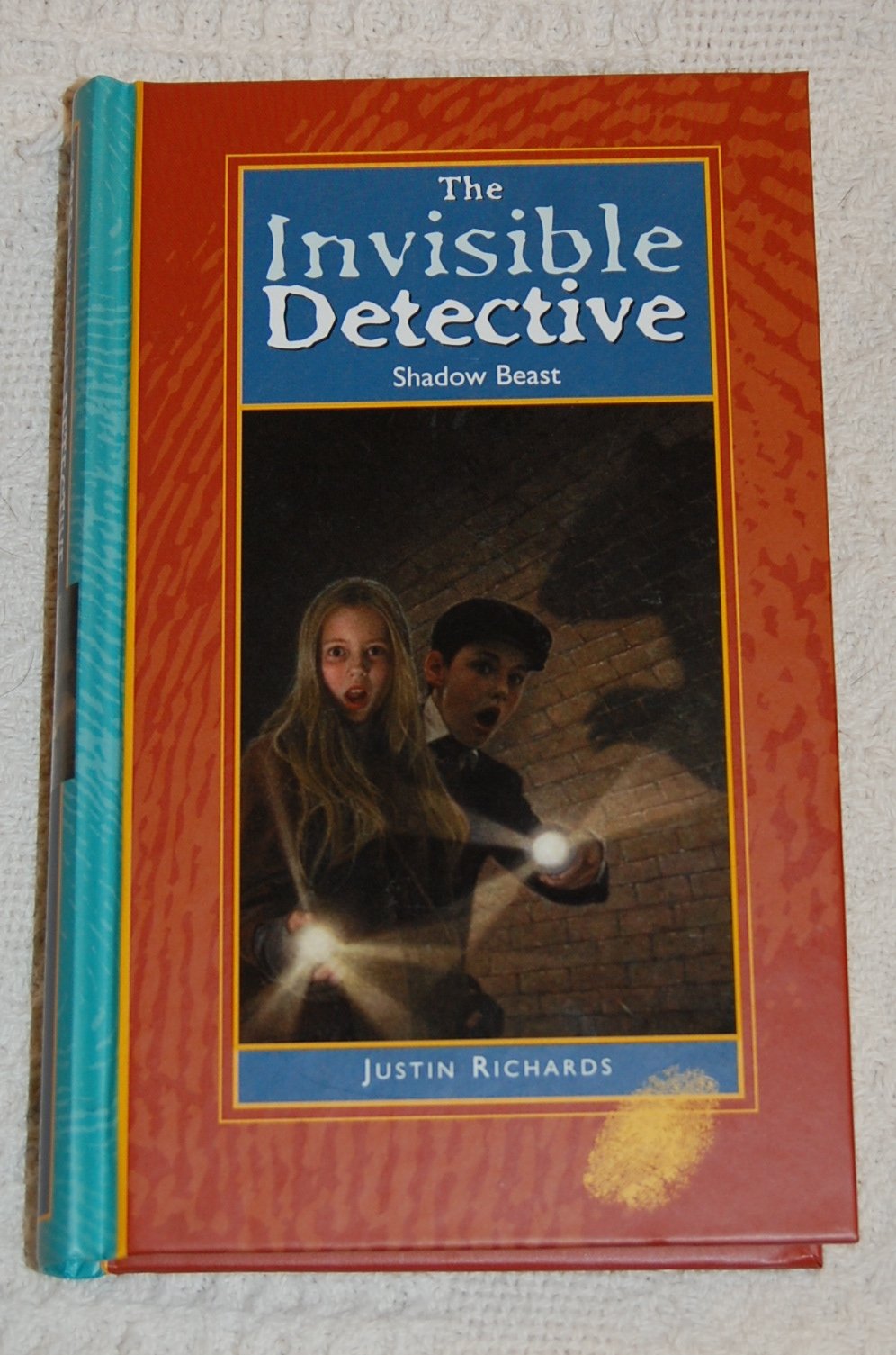 The Shadow Beast (Invisible Detective S.)