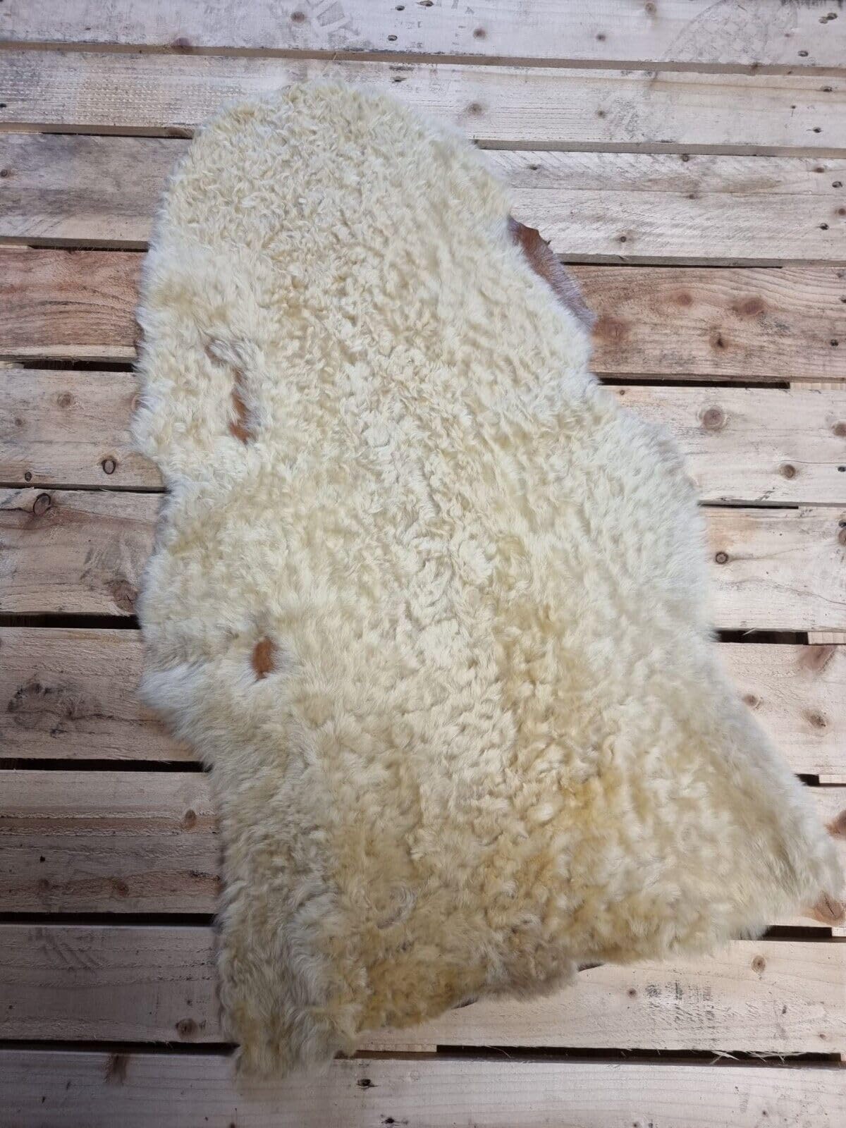Echtes Schaffell Lammfell Schaffelle Lammfelle Fell Hell 2.Wahl Schnäppchen (90cm lang)