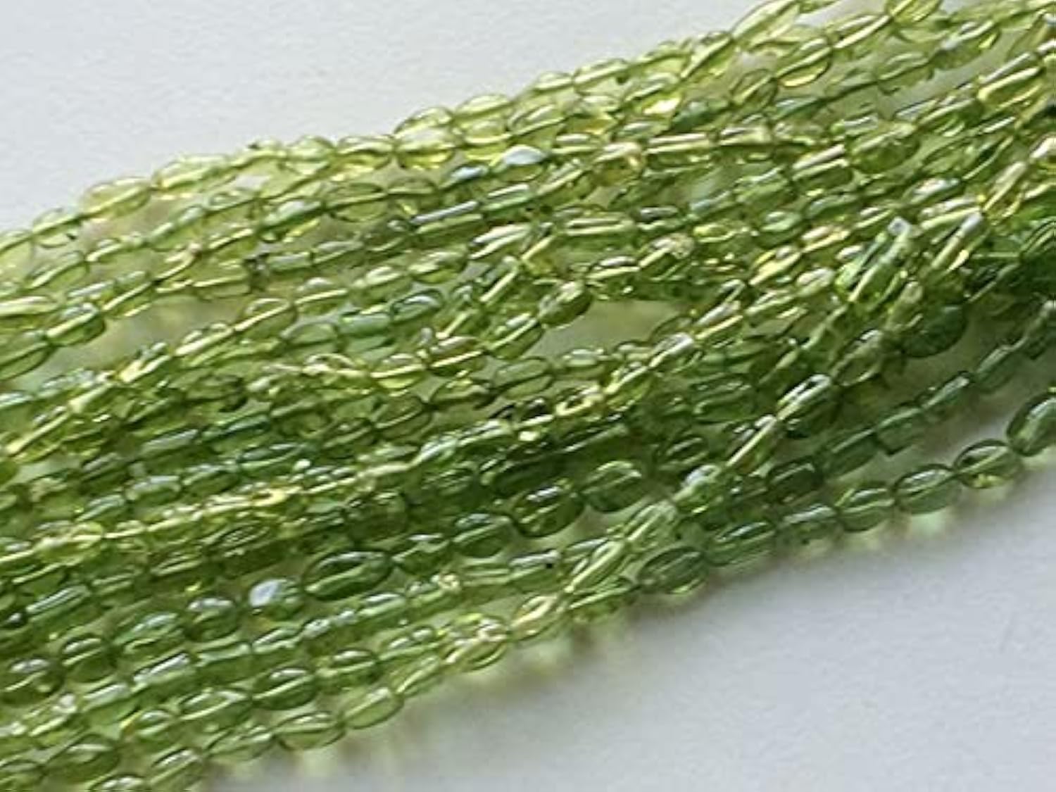 Perles de péridot droit 5-7mm en fil de 13 pouces pour création de collier en pierre verte